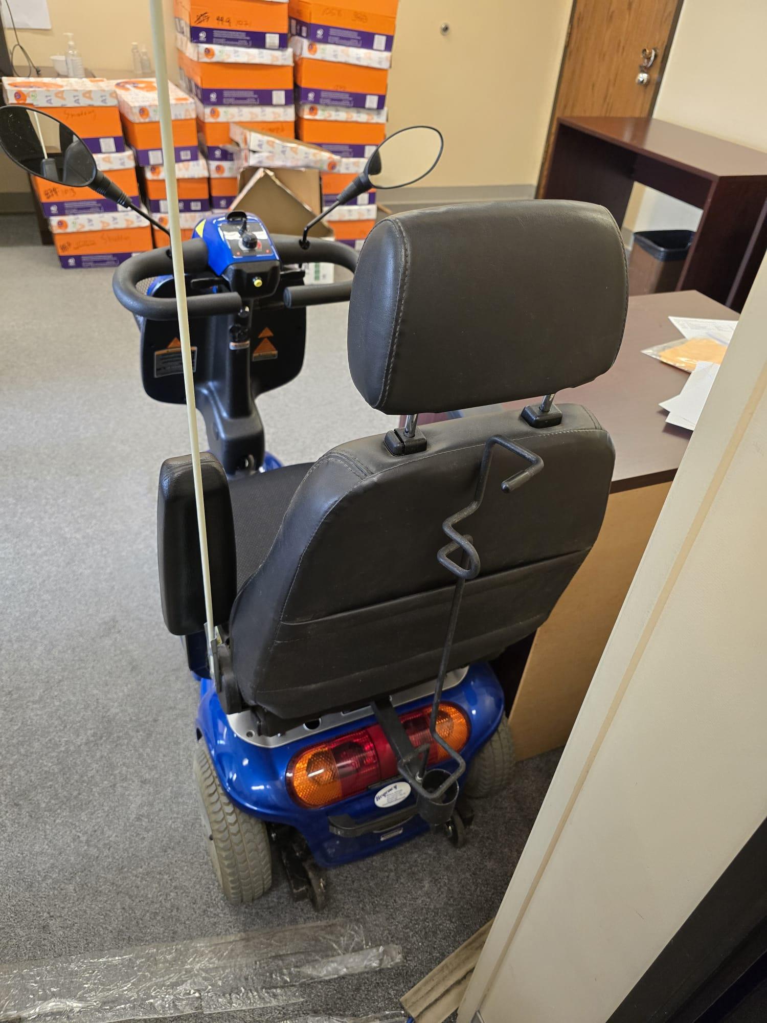 Shoprider Mobility Scooter - Cobra - photo 2