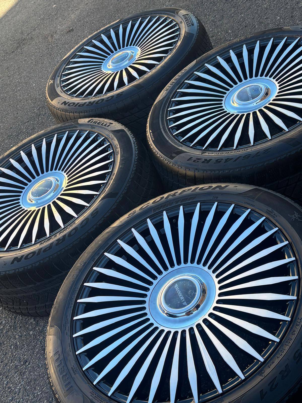 NEW 21”RangeRover/Discovery/LR4/Defender(5x120)+used Pirelli sno - photo 3
