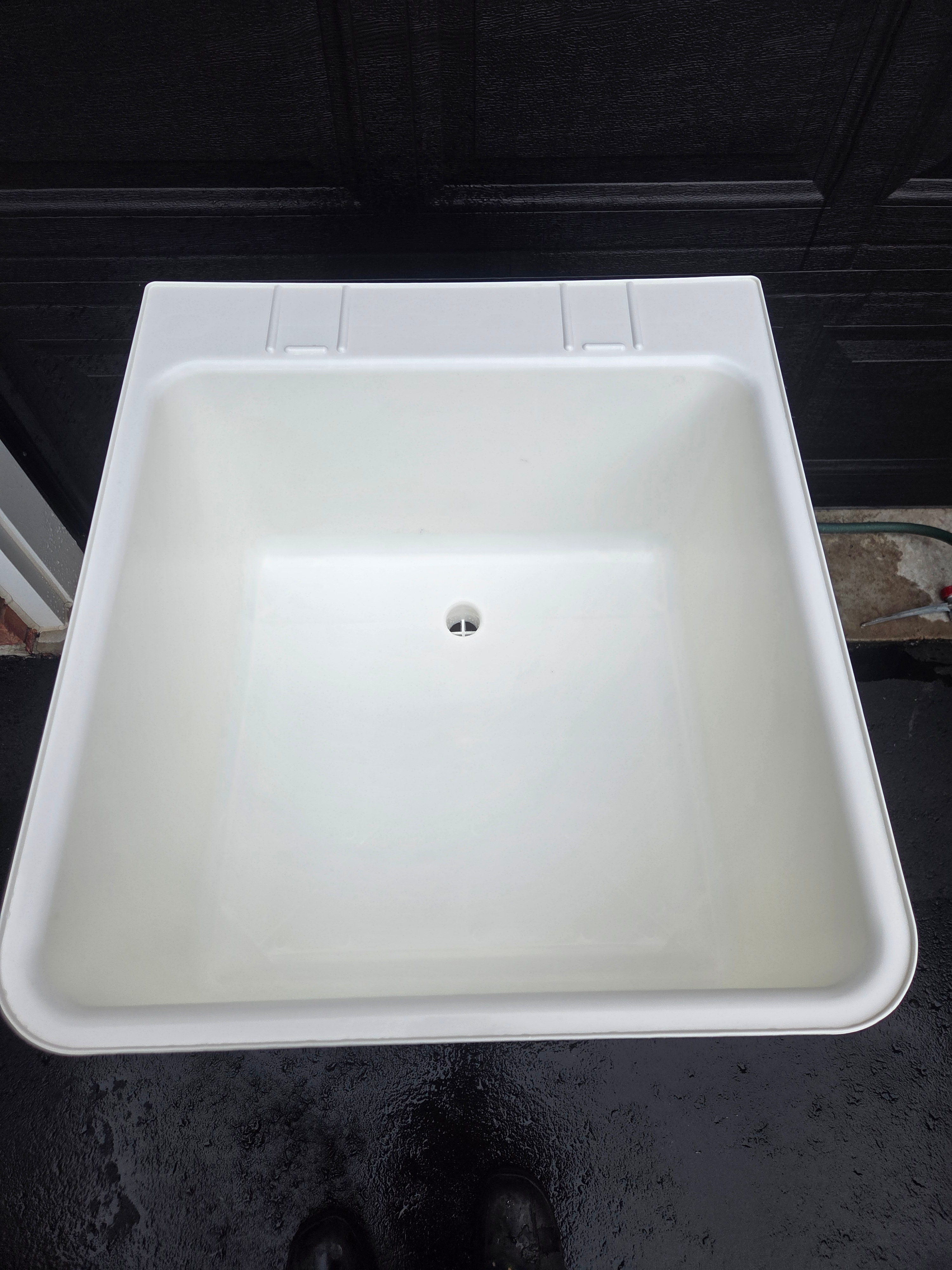 Utility Sink with Legs - photo 3
