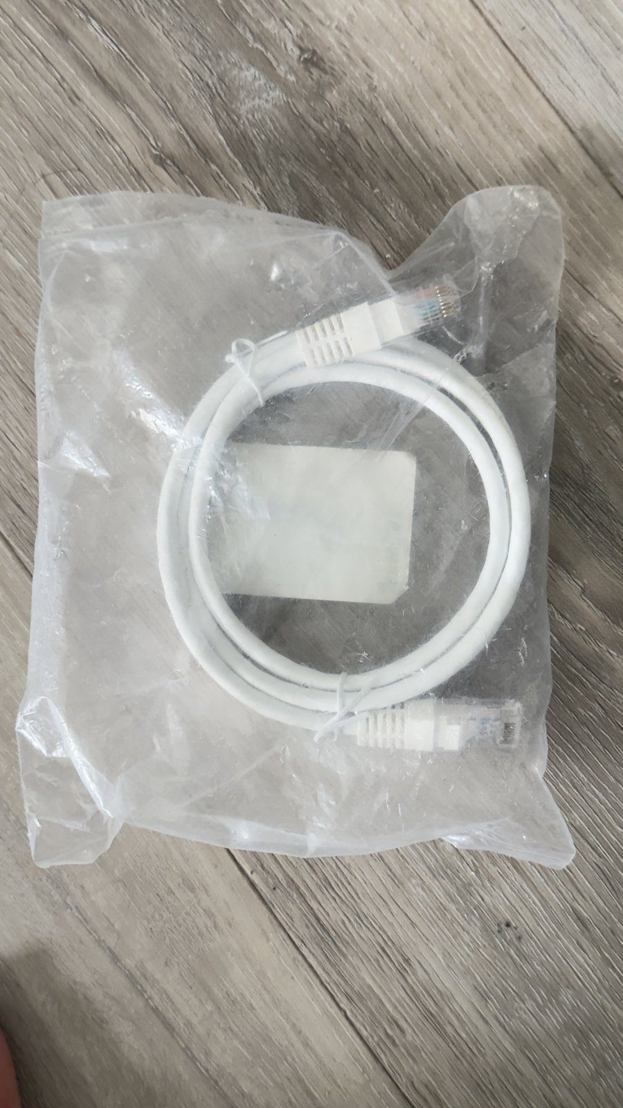 Cat5e Ethernet Cable 1 m – RJ45 Patch Cable, New in Bag - photo 2