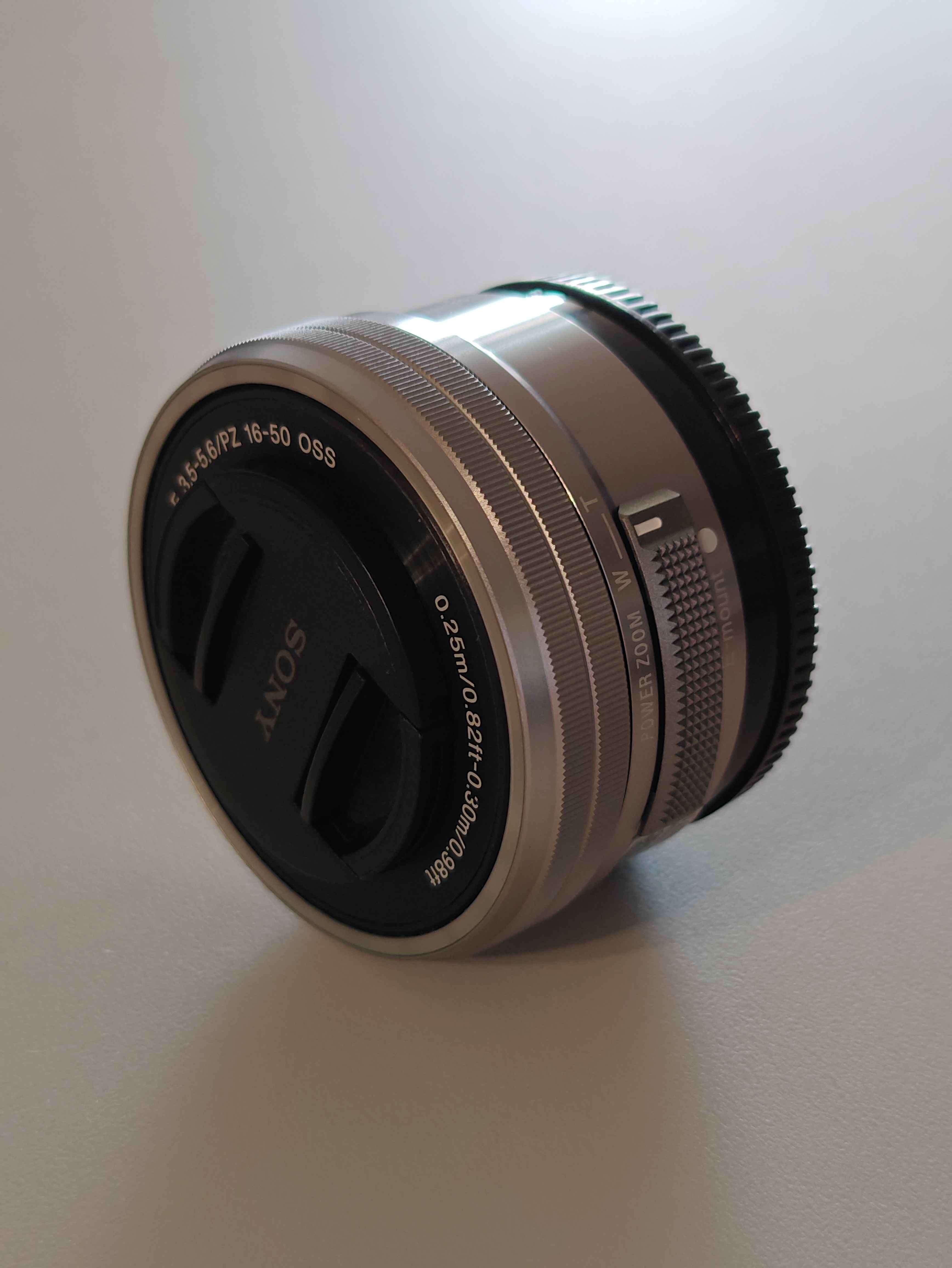 Sony E PZ 16-50mm f/3.5-5.6 OSS Lens SELP1650 - photo 4
