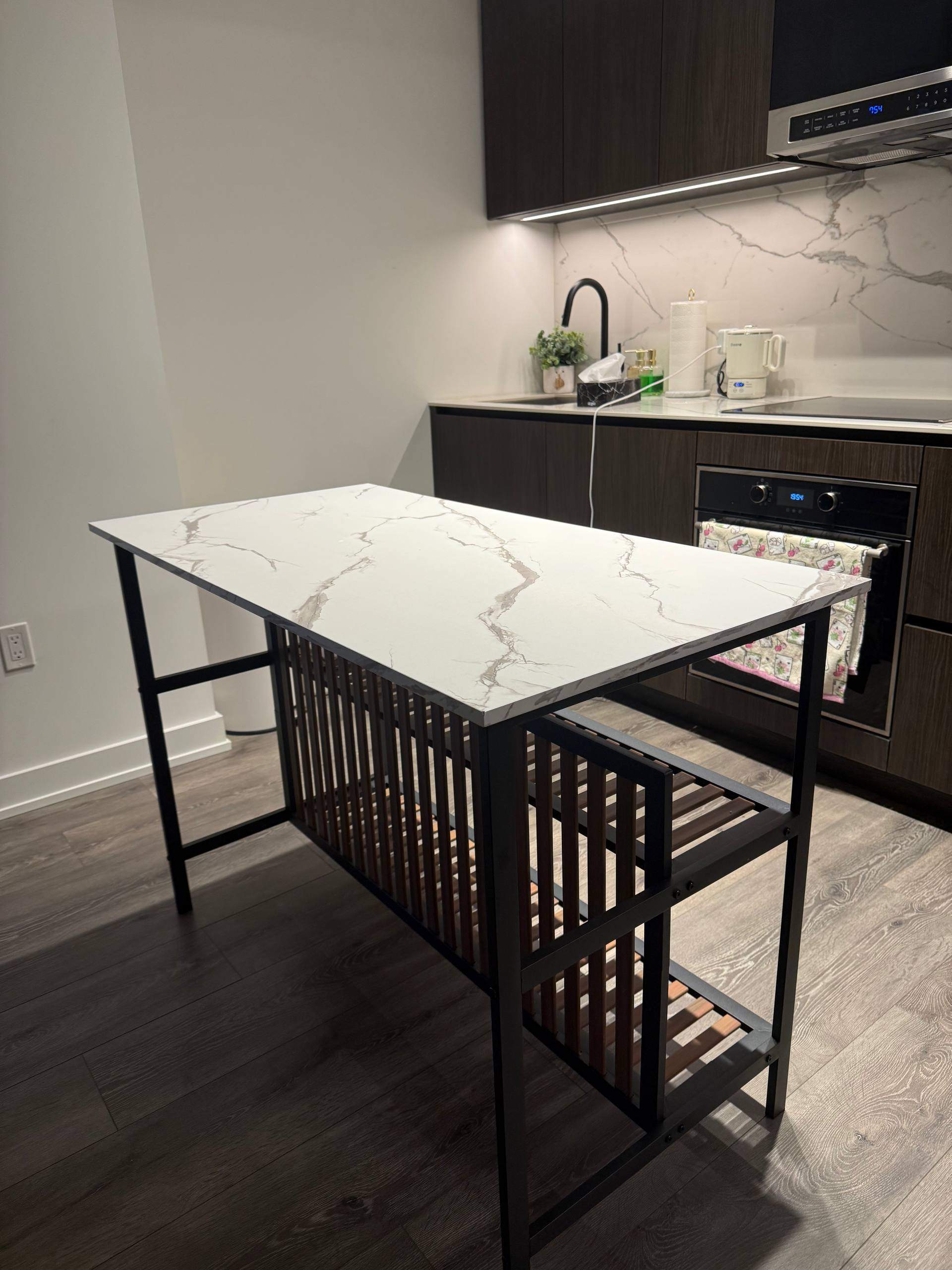 Kitchen island with shelves - photo 2