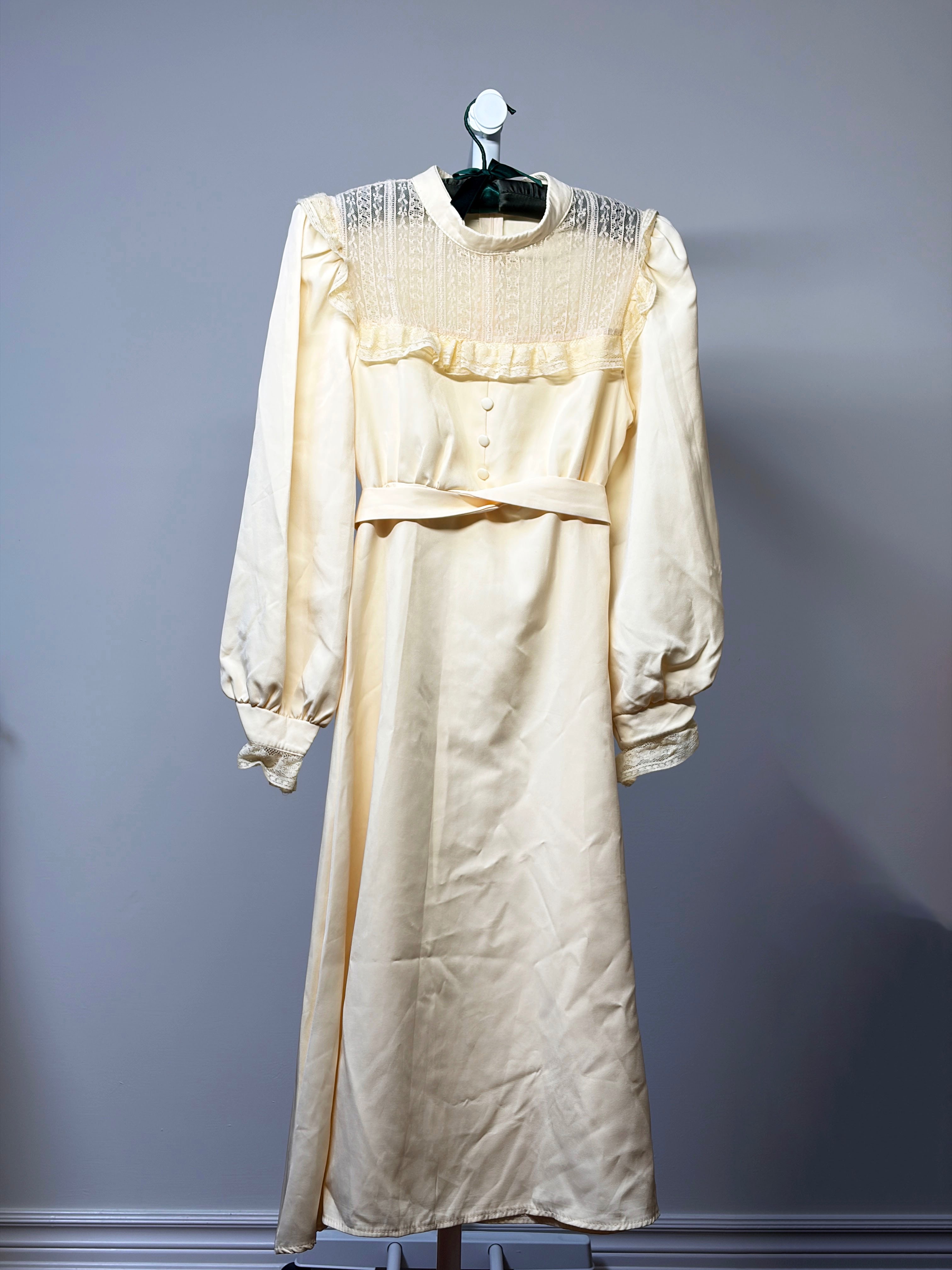 Vintage Yellow Lace Prairie Dress | Romantic Cottagecore
