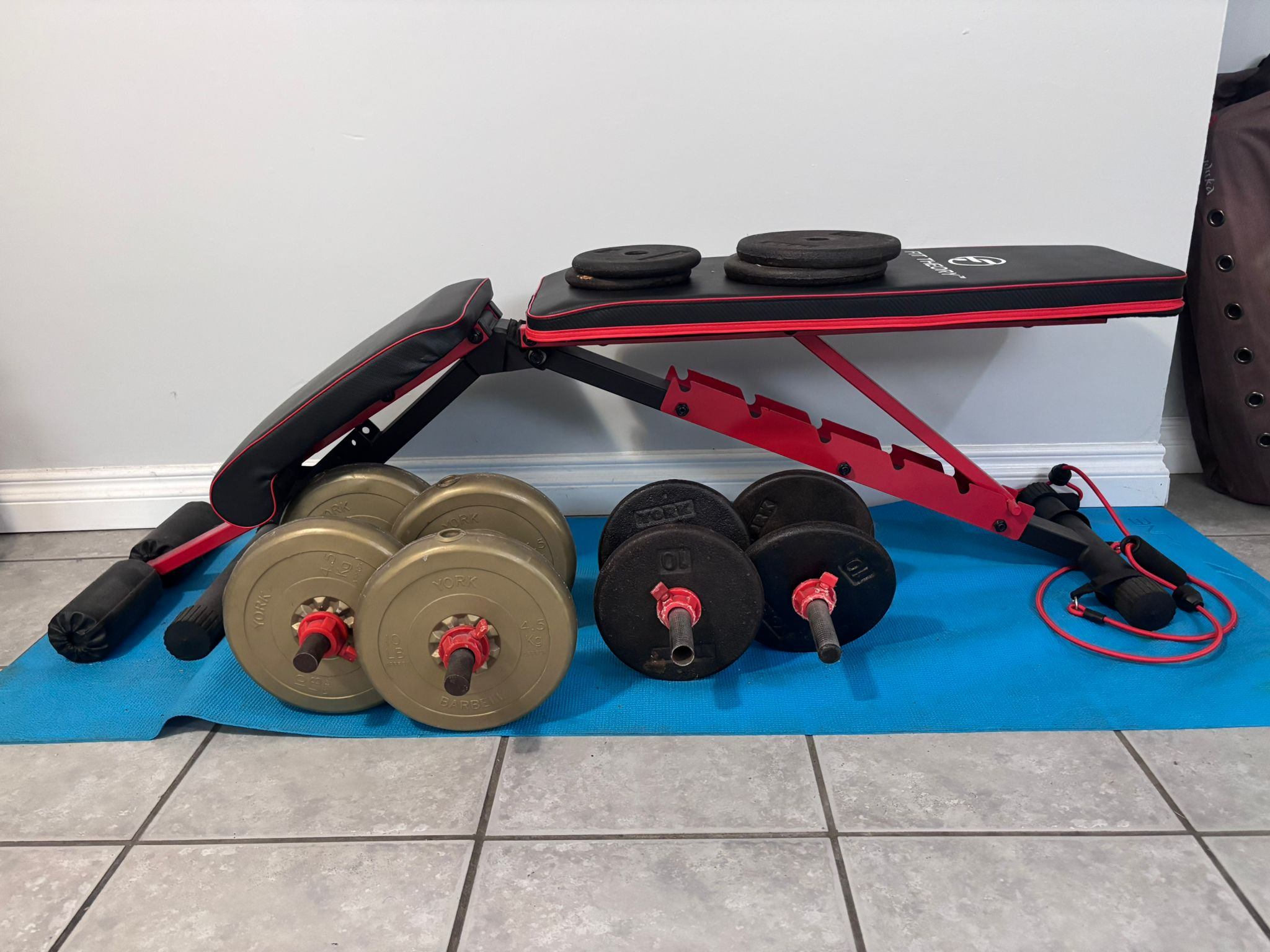 Indoor Gym with weights & bench - photo 3