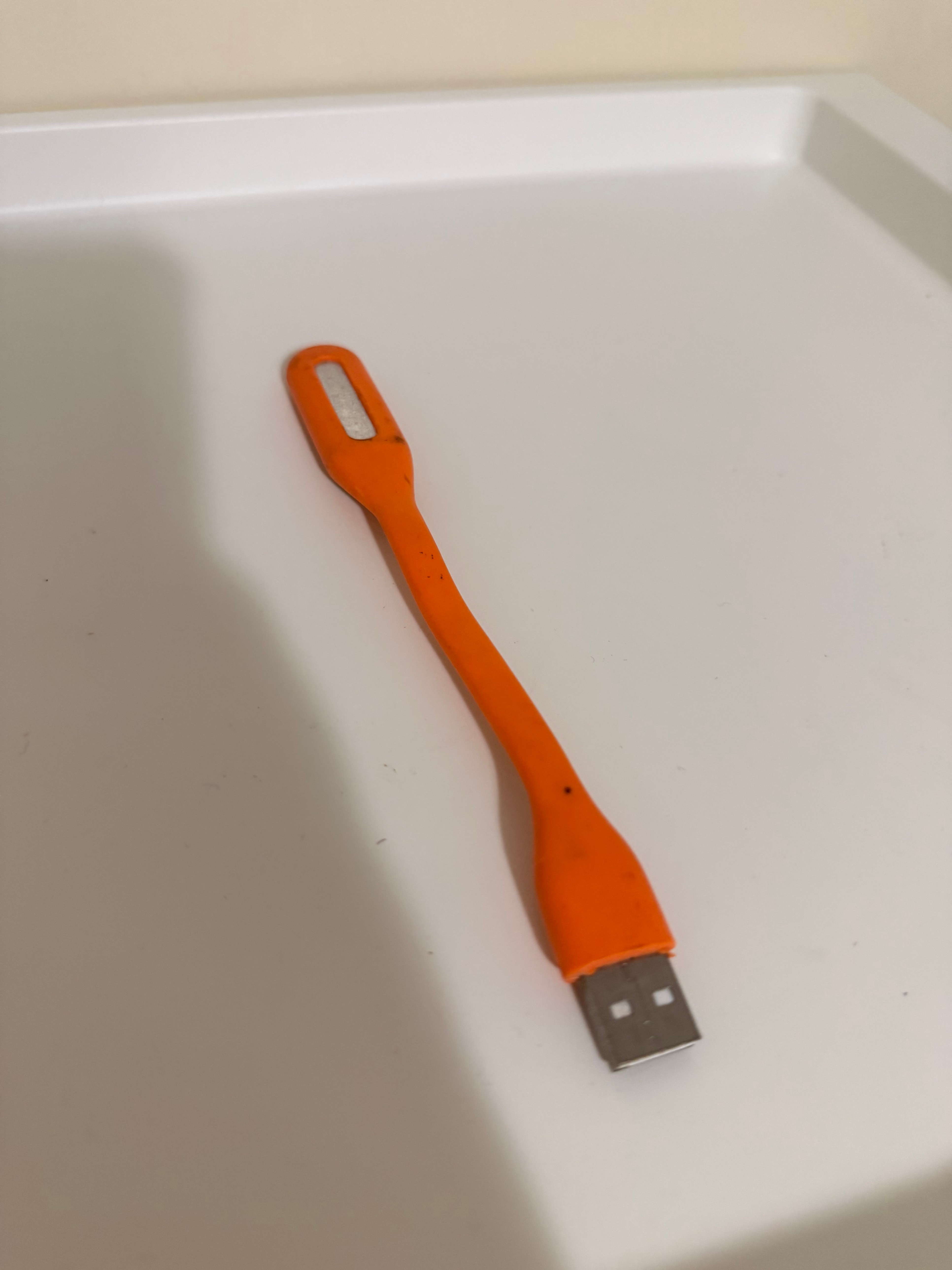 Flexible USB LED Reading Light – Orange - photo 4