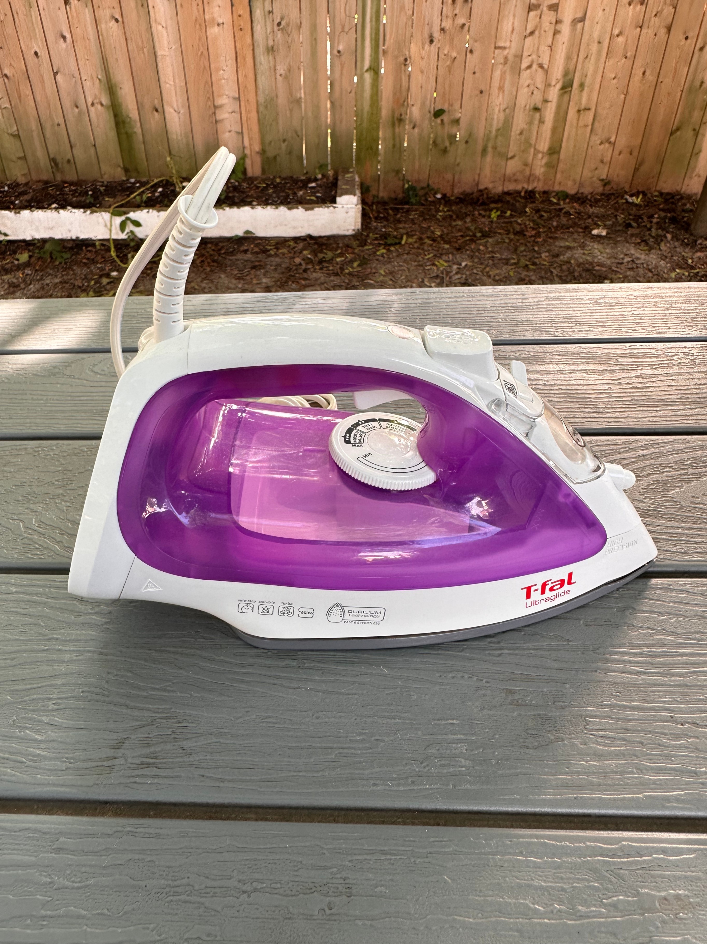 1800W • Iron & Garment Steamer • Excellent Condition - photo 5