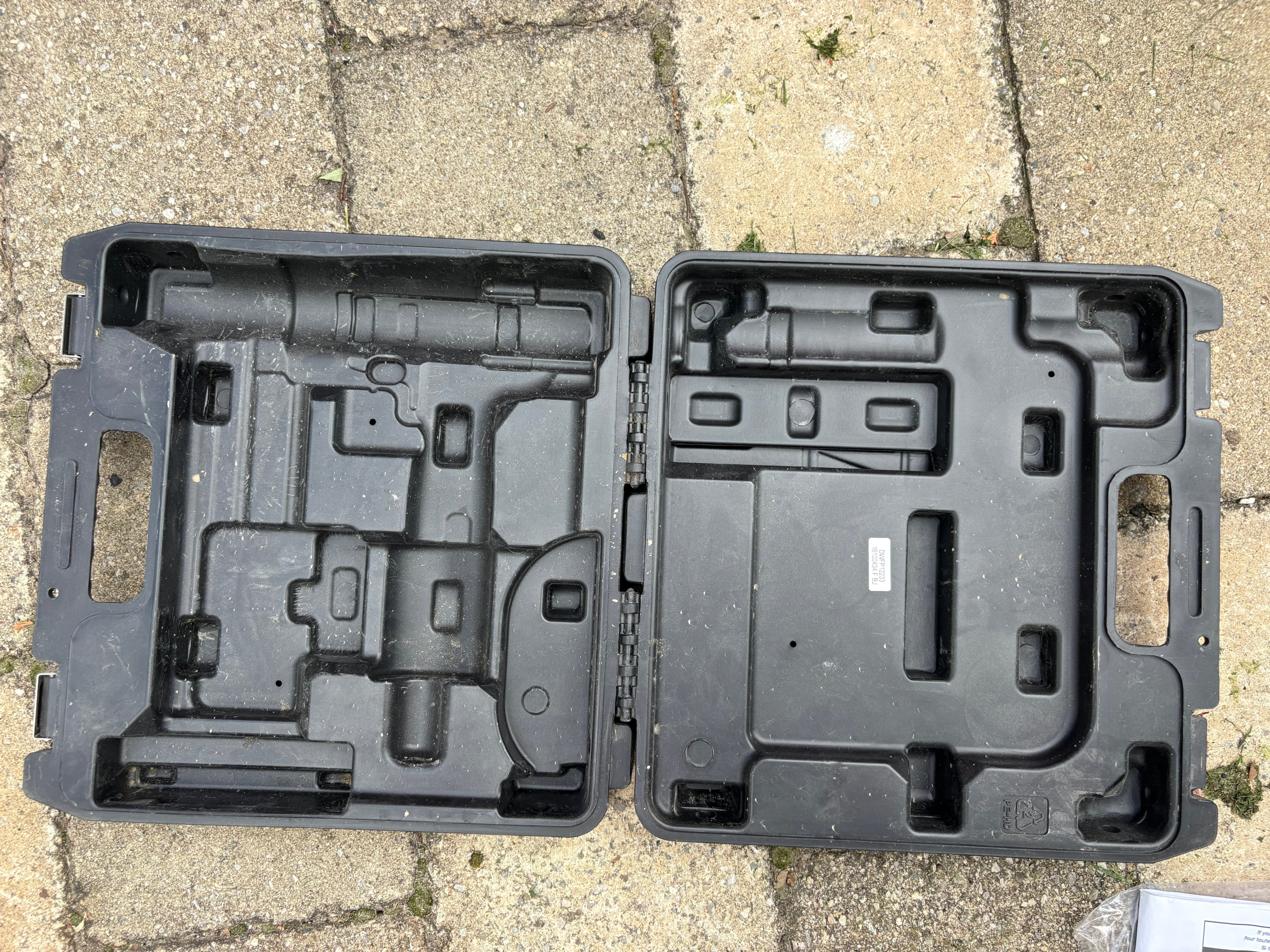 DEWALT 18 Gauge Precision Point Brad Nailer Gun molded case - photo 3