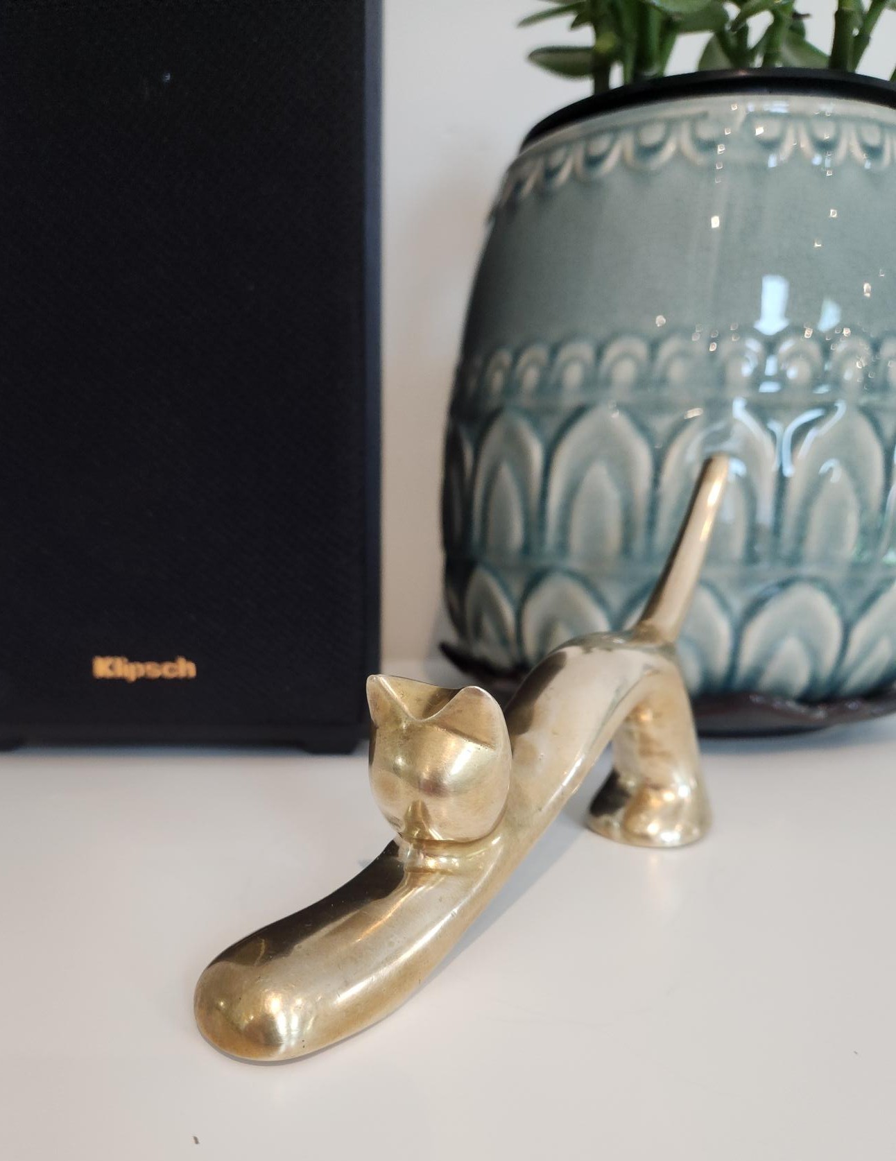Pair of Vintage Solid Brass Cats, Stretching and Playing - photo 5