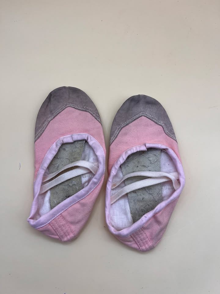 Kids Pink Canvas Ballet Shoes