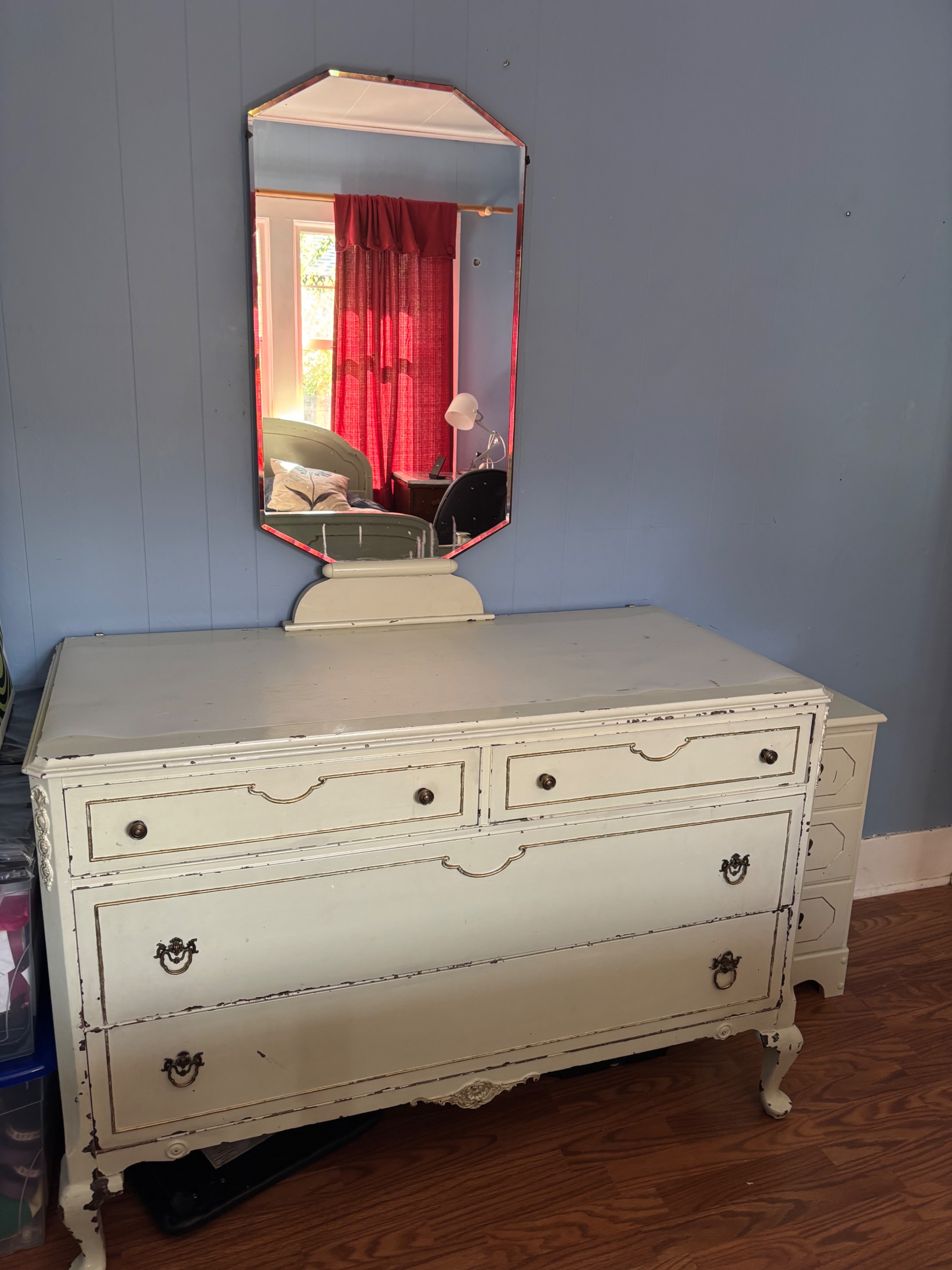 Vintage Bedroom Furniture Set