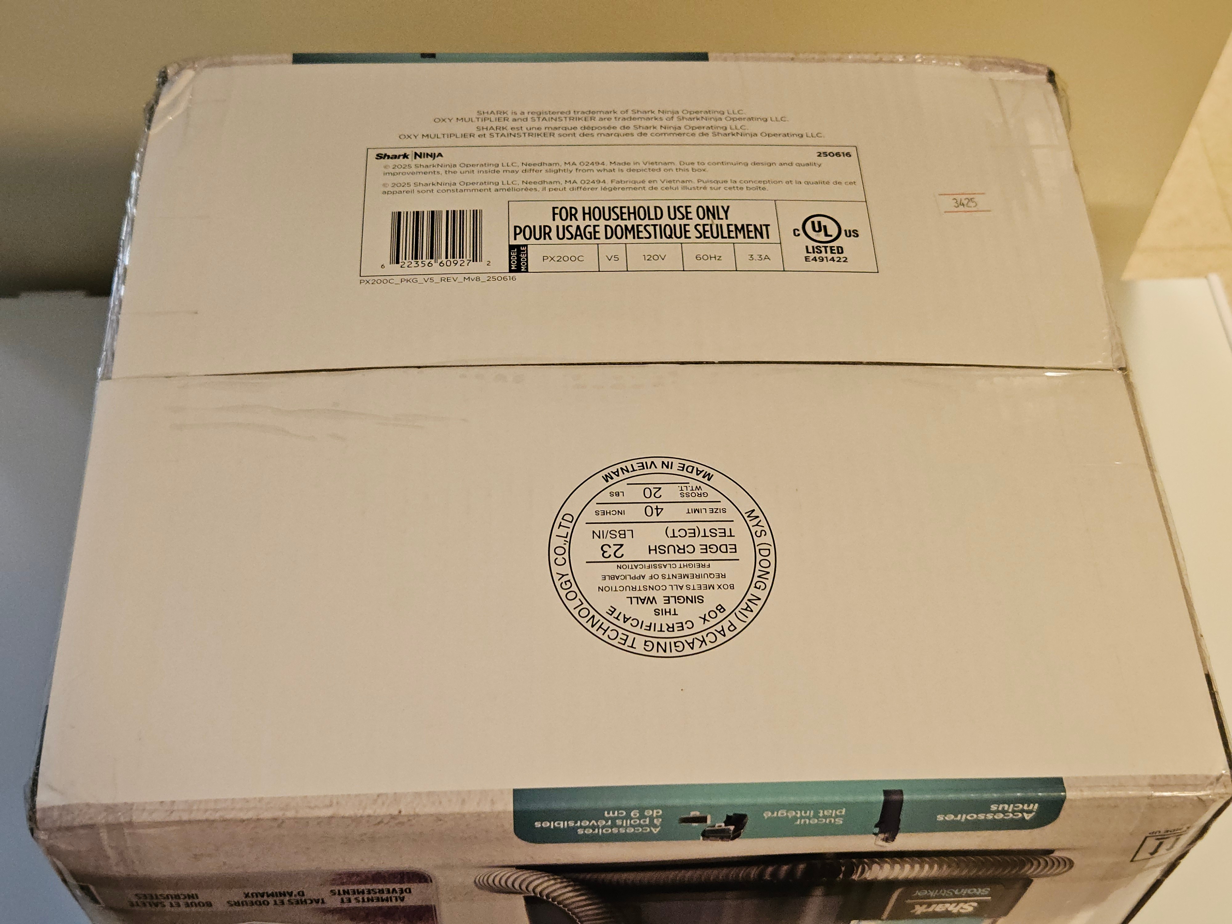 NEW Shark StainStriker Carpet & Upholstery Cleaner PX200C - photo 5