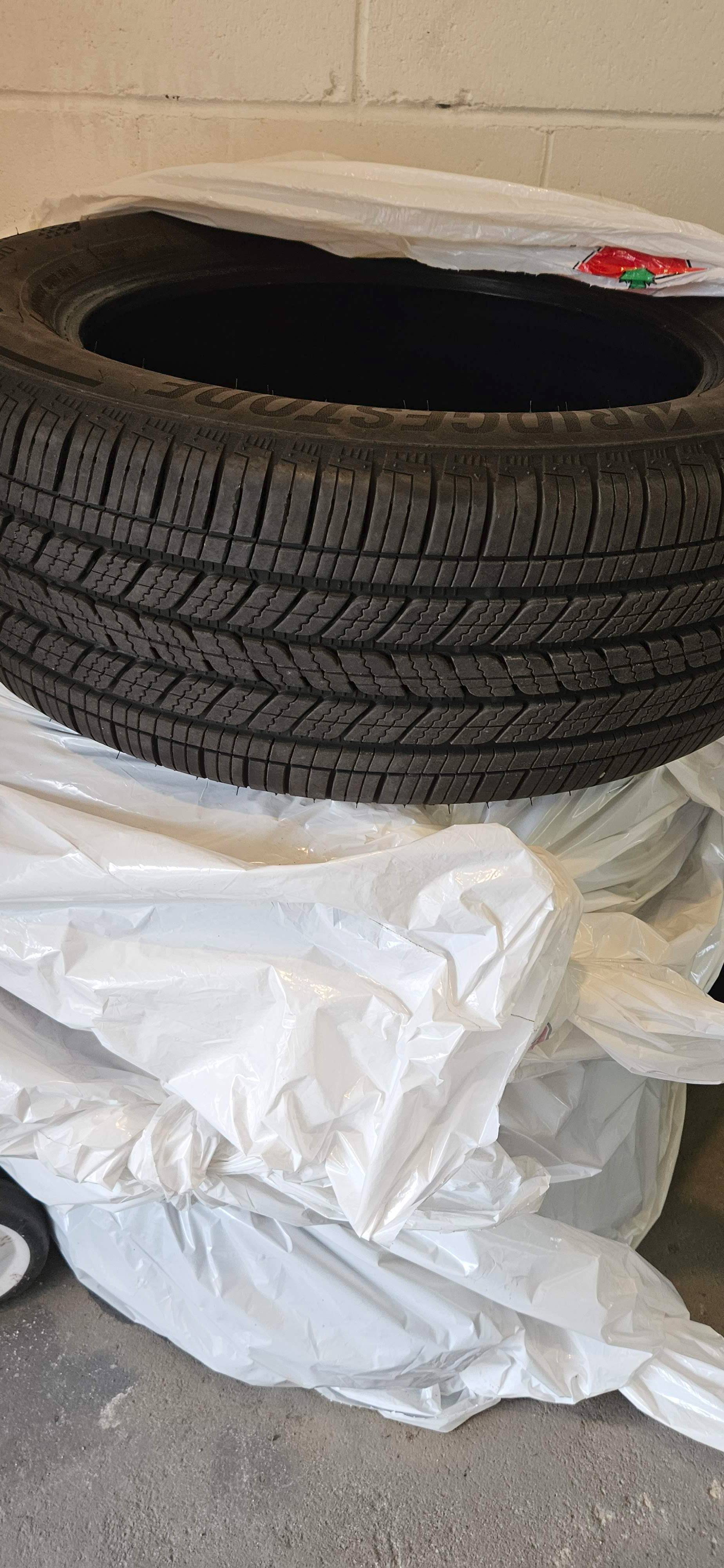 Bridgestone Turanza LS100 215/60R17 - photo 5