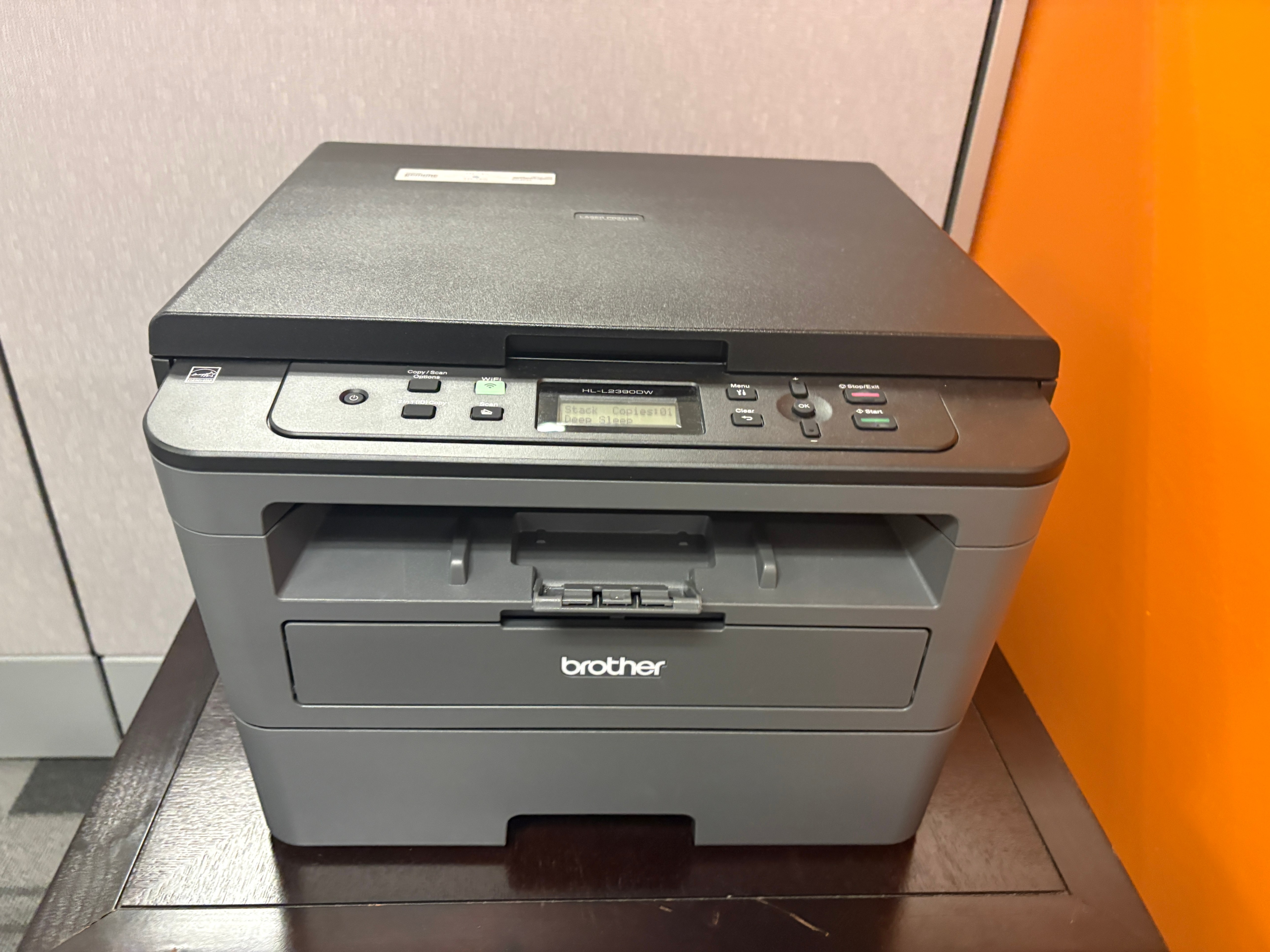 Brother B&W laser printer - photo 2