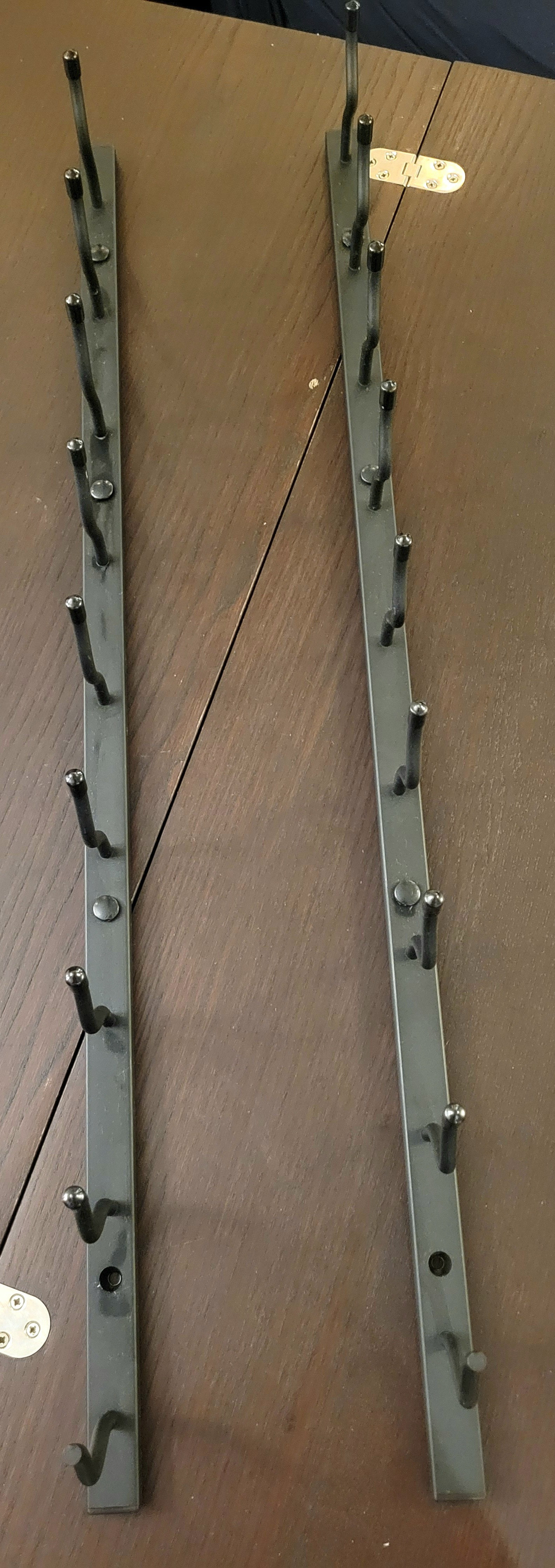 Wall-mounted metal wine rack - photo 2