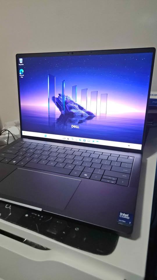RTX PRO 2000 Blackwell.Laptop for AI and Rendering.