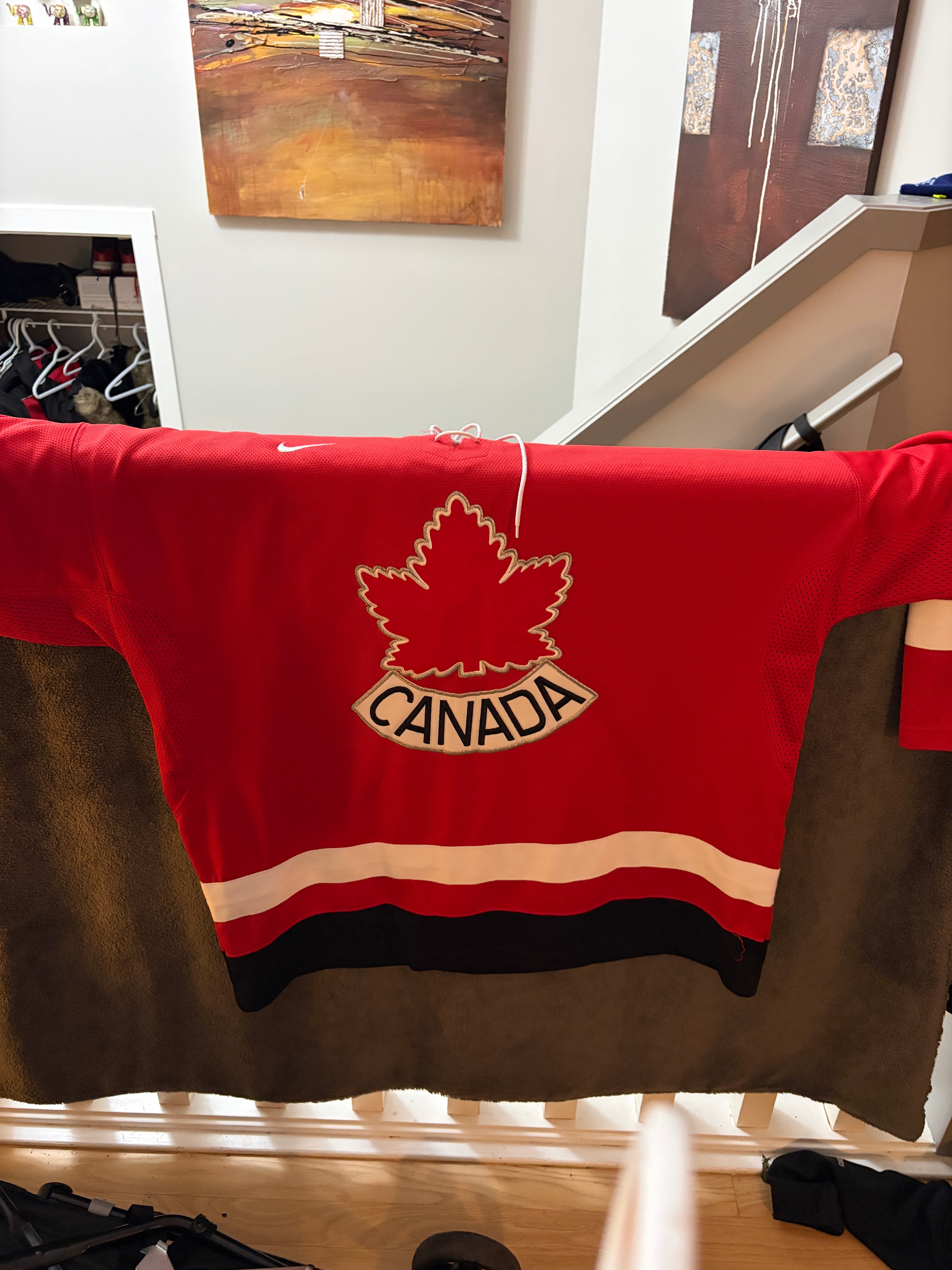 Nike Canada Hockey Hoodie - Size XL