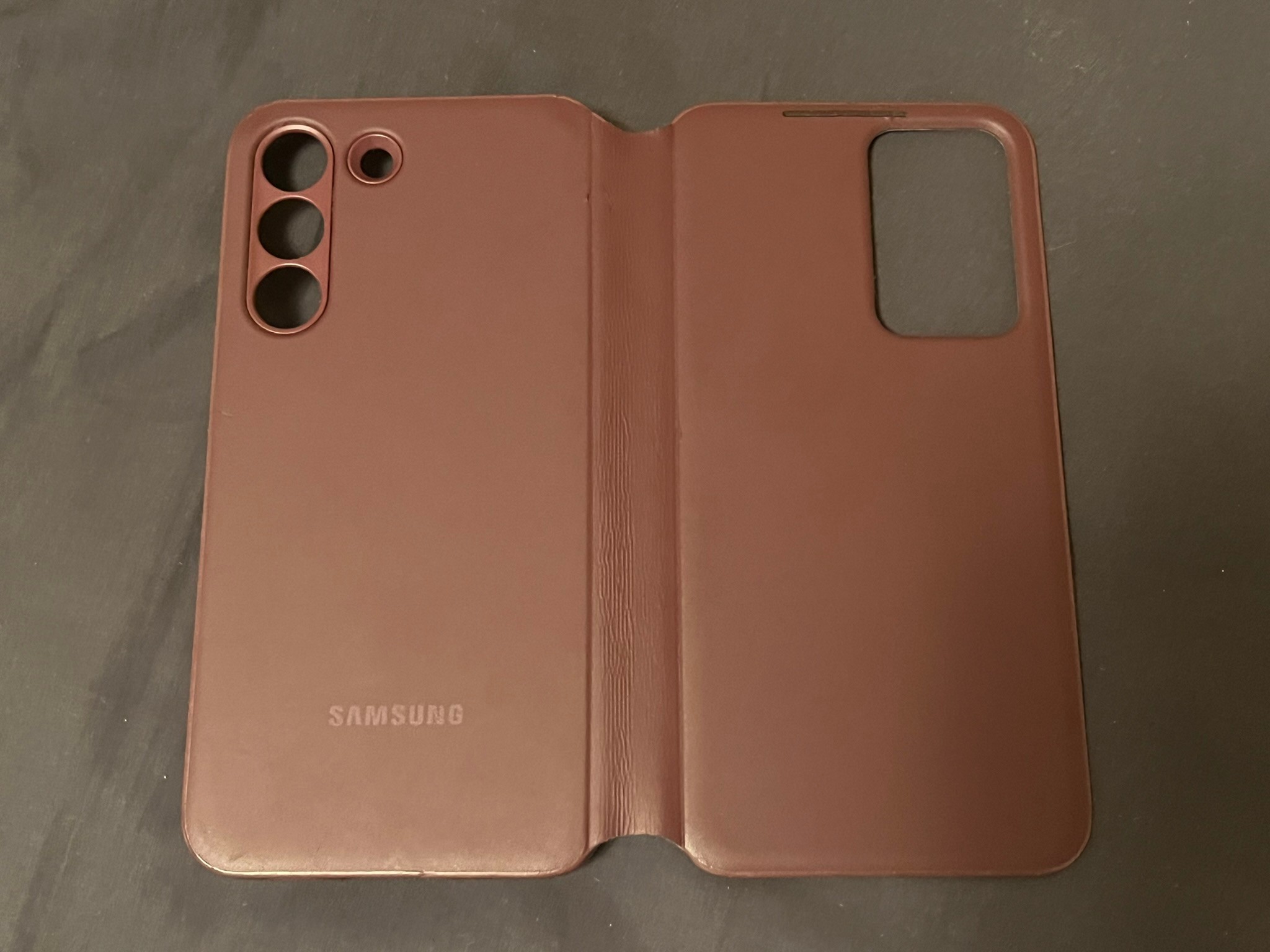 Samsung Galaxy S22 - photo 4