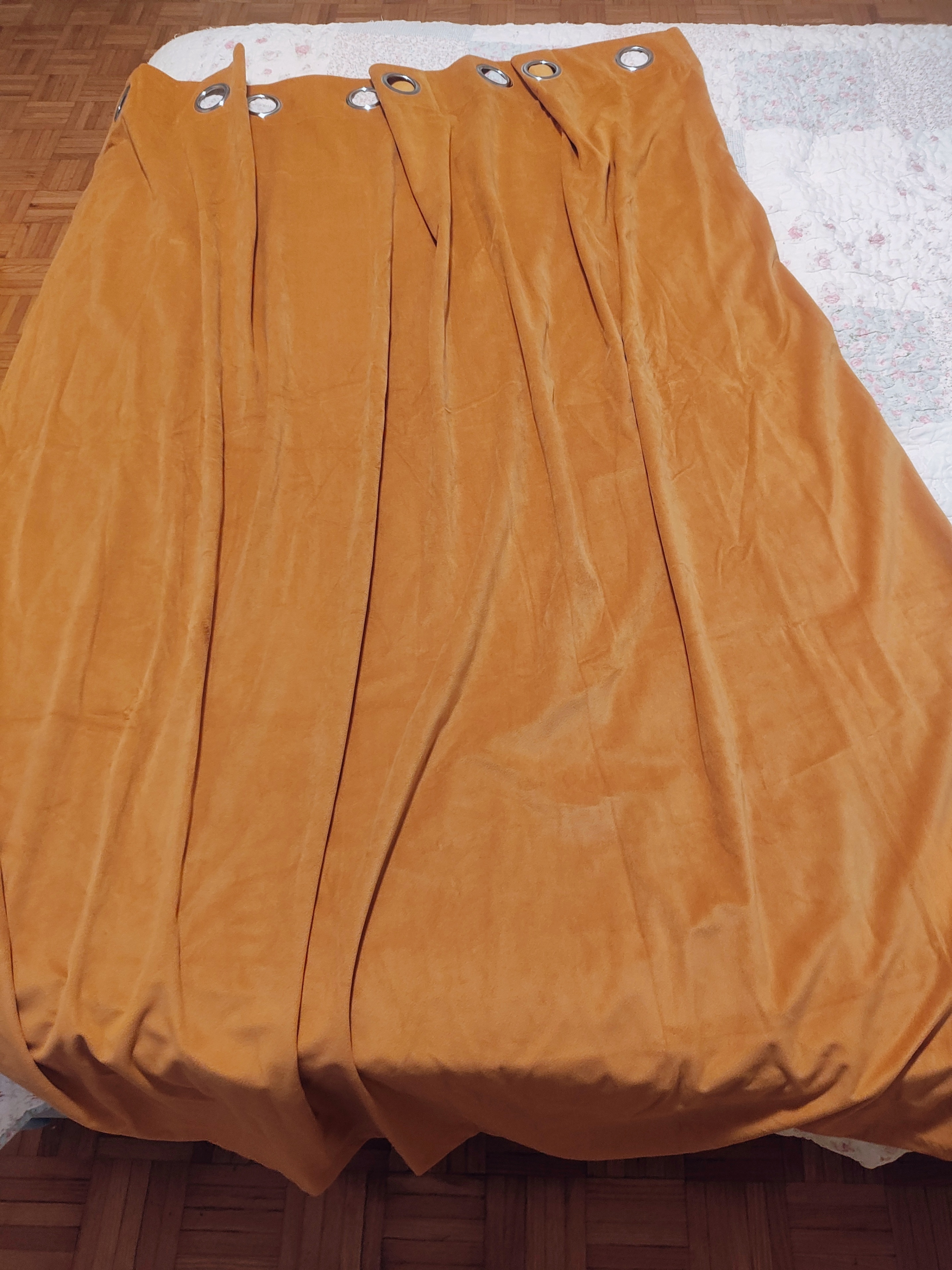 Velvet Curtains 52" W x 63" L (2 Panels) - photo 3