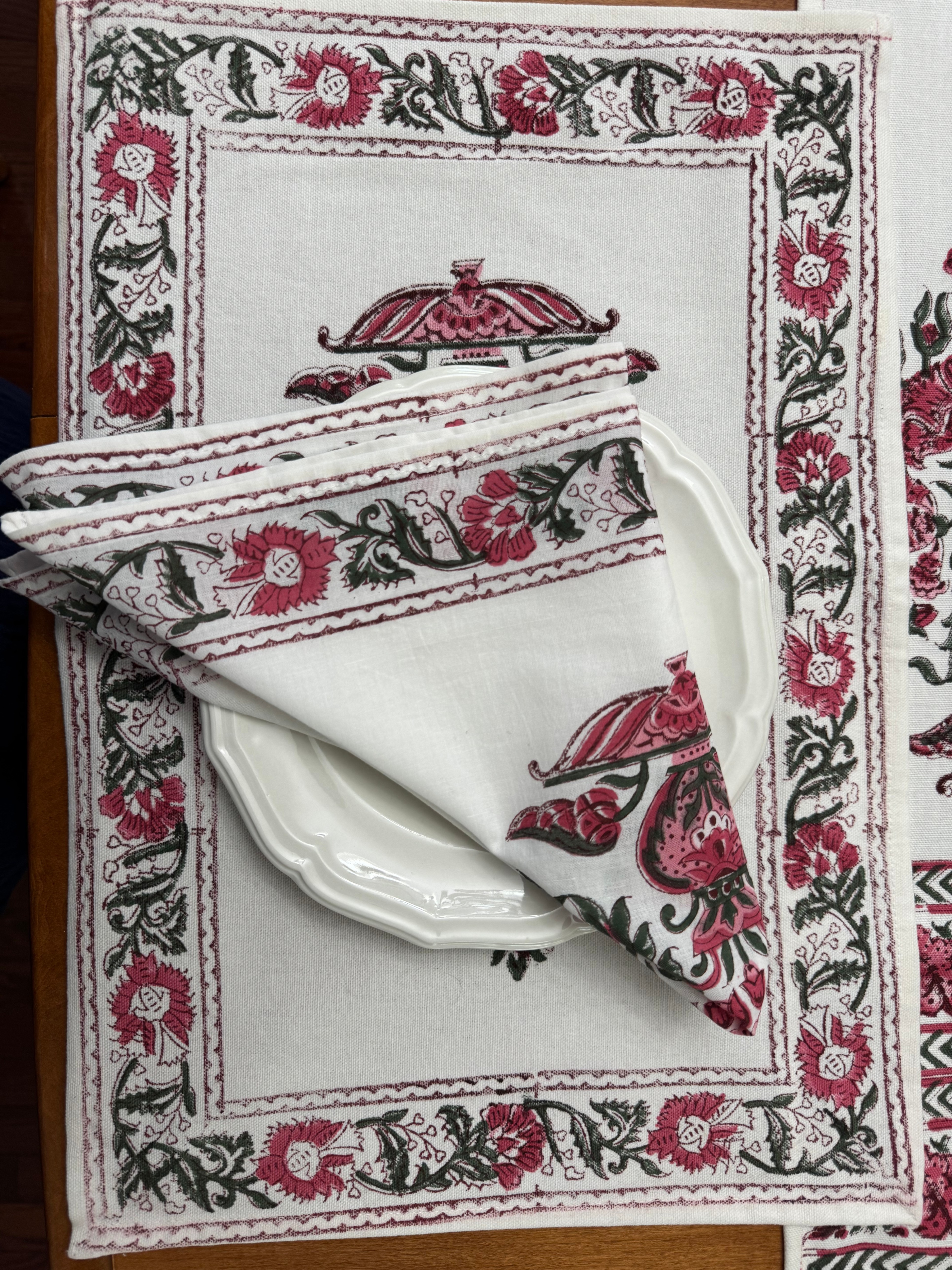 Brand New - Floral Cotton Dining Set (13-Piece) - Steal Deal - photo 2