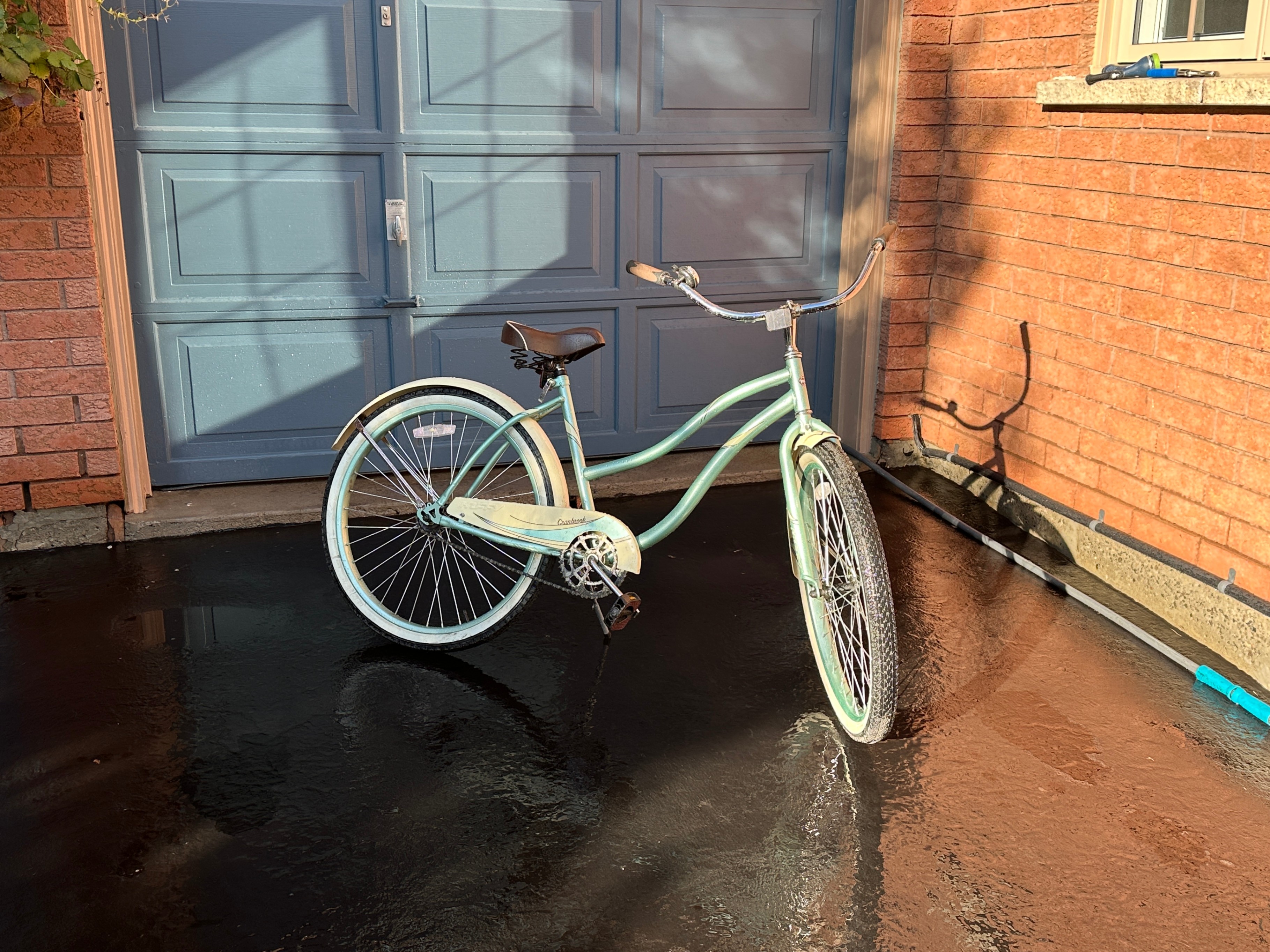 Huffy Cranbrook Cruiser Bike - photo 2
