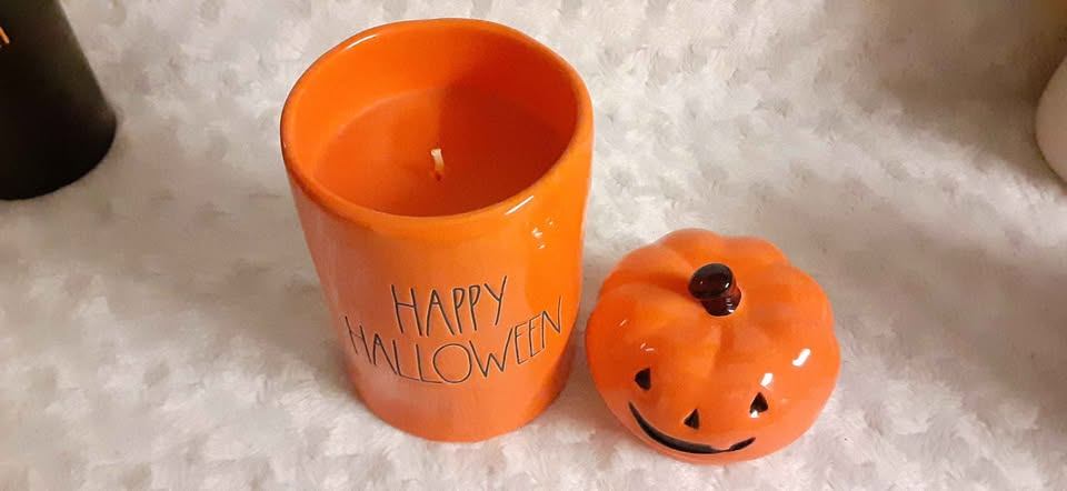Rae Dunn Pumpkin Latte Scented Candle Happy Halloween - photo 3