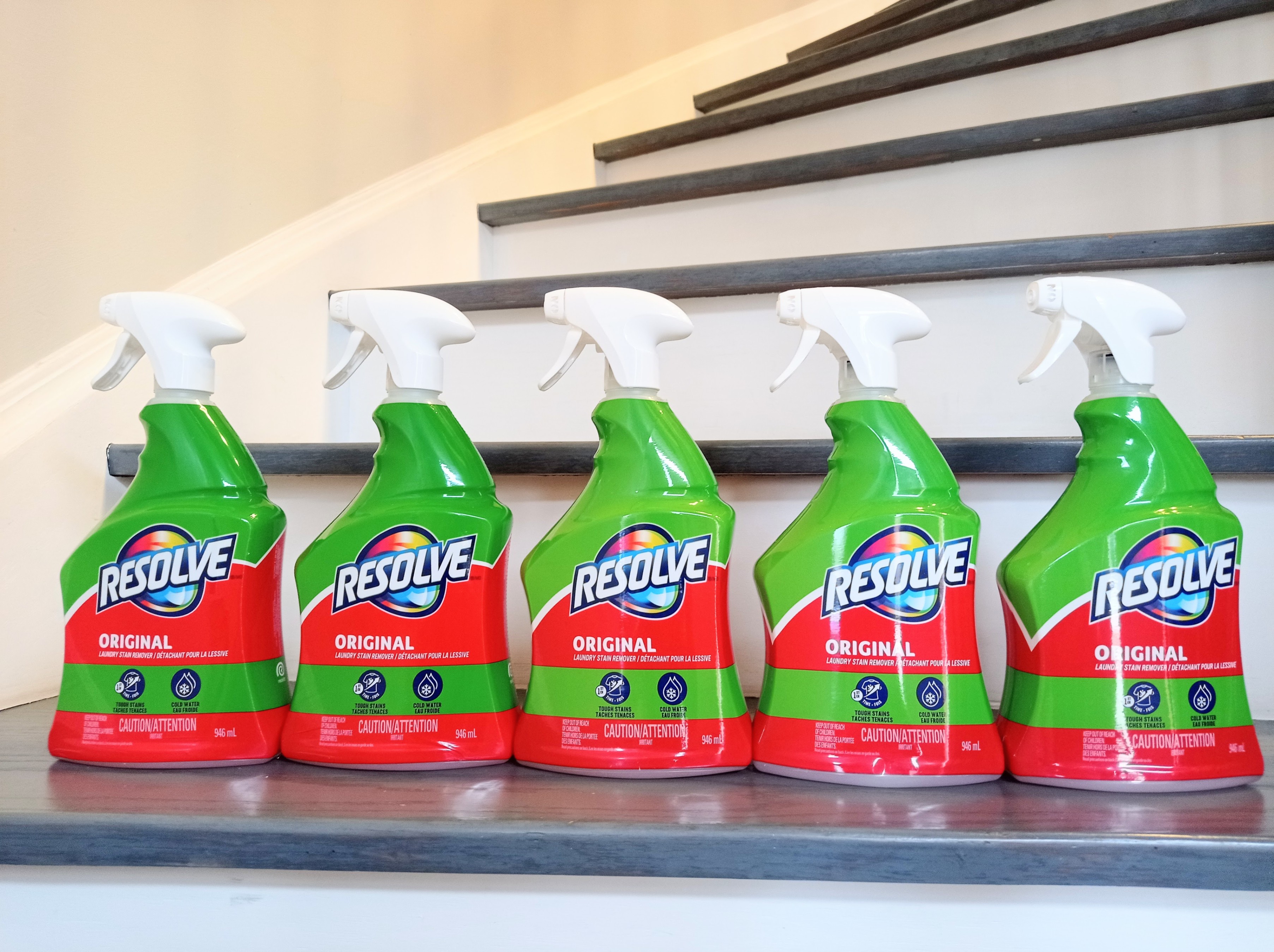 Brand new Resolve Spray ‘N Wash Laundry Stain Remover (946 mL)