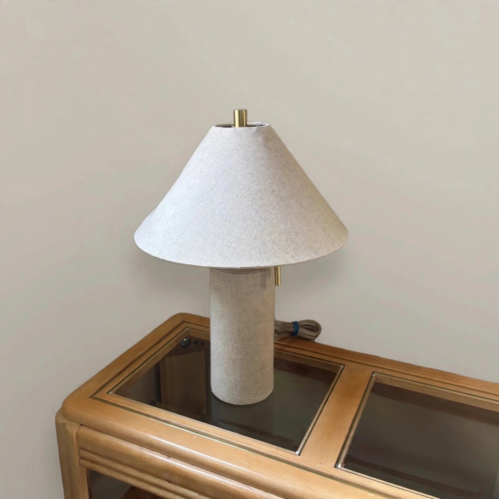 Elk Home Blythe Table Lamp Oatmeal Linen Shade Brass Pull Chains - photo 2