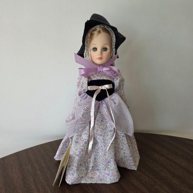 Vintage 1987 Effanbee  Storybook Collection Mother Goose Doll - photo 2