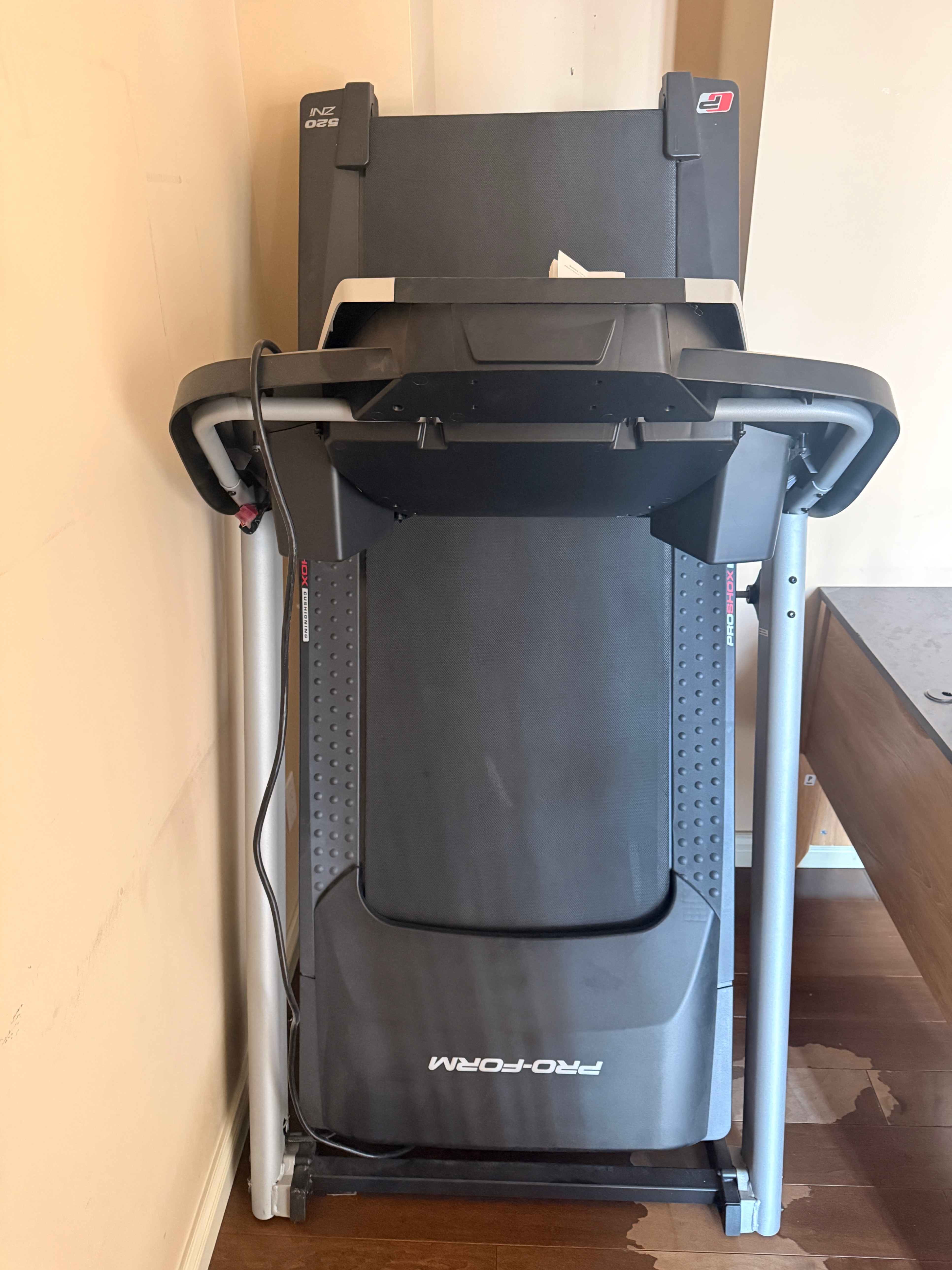 ProForm Folding Treadmill – Adjustable Speed & Incline