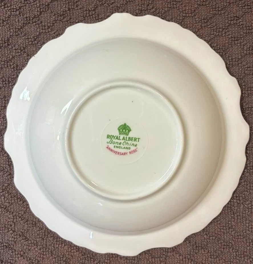 Rare Vintage Royal Albert Anniversary Rose Fruit Dessert Plate - photo 5