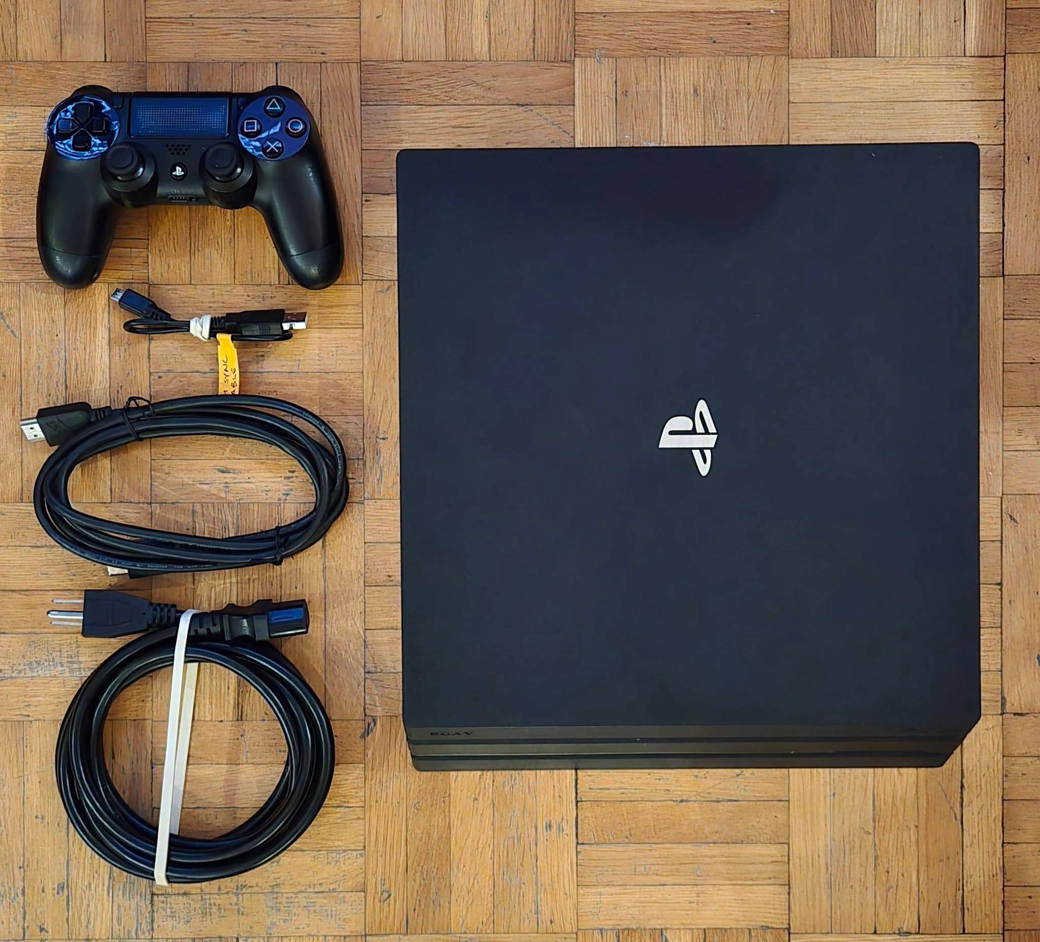 Modded PS4 Pro 1TB v.13.52 Complete READY TO PLAY T.L.O.U.