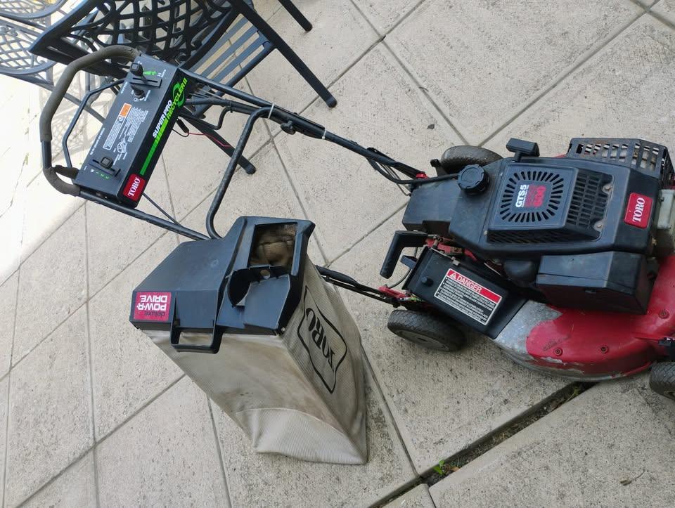 Vintage Professional Toro GTS5 600 Gas-Powered - photo 3