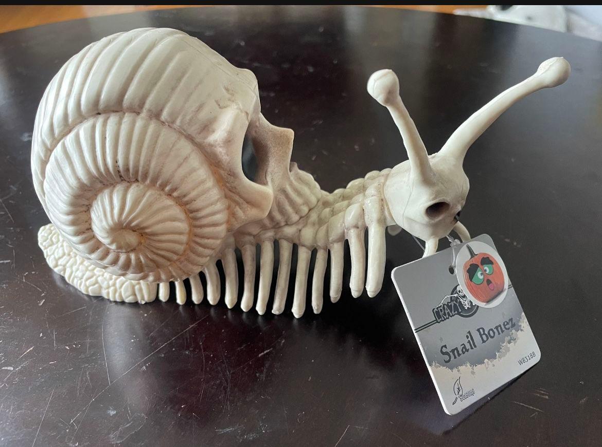 NEW - Crazy Bonez Snail Bonez Skeleton