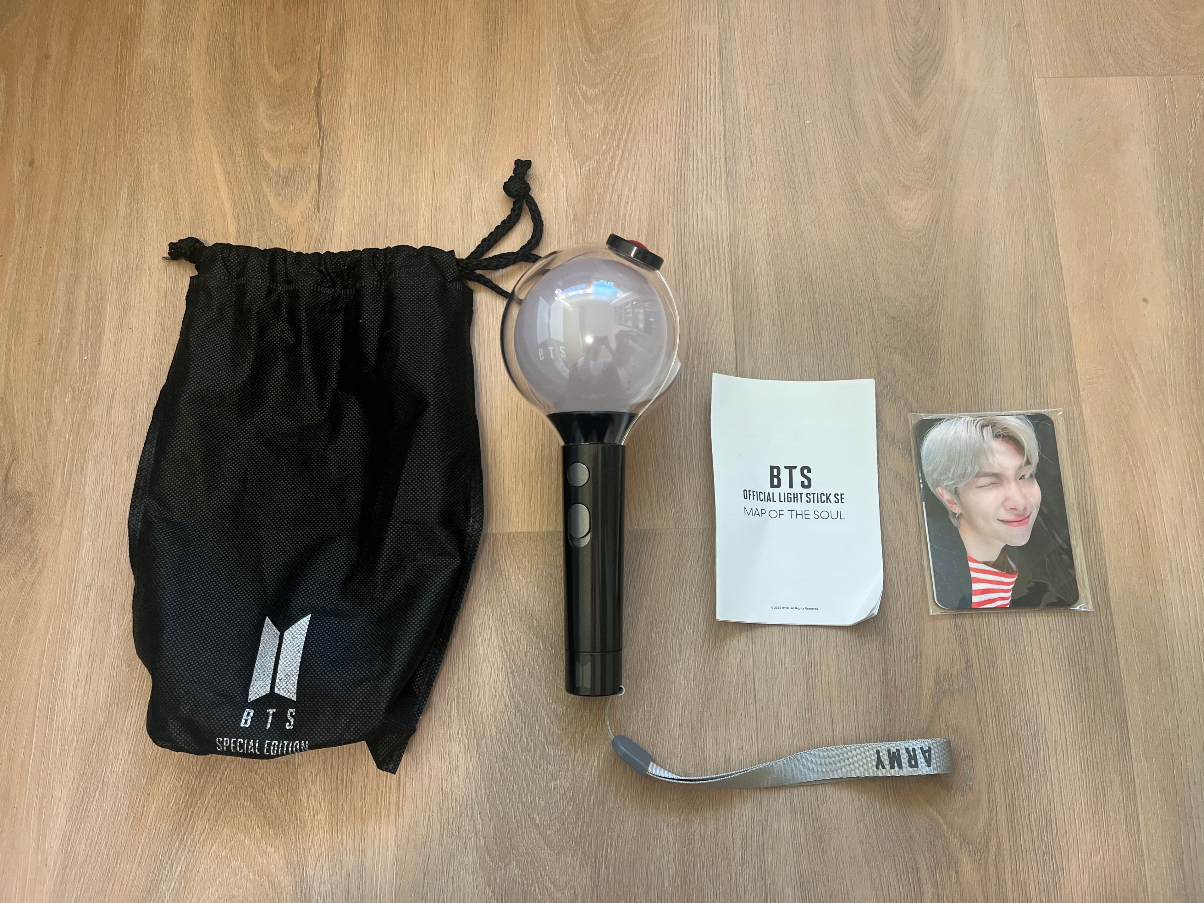 BTS MAP OF THE SOUL Special Edition Light Stick + 7 Photocards