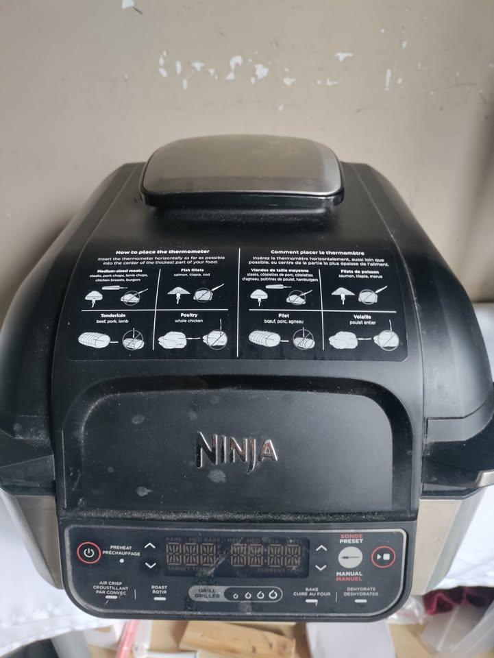 Ninja Foodi Indoor Grill & Air Fryer, roast, bake and dehydrate