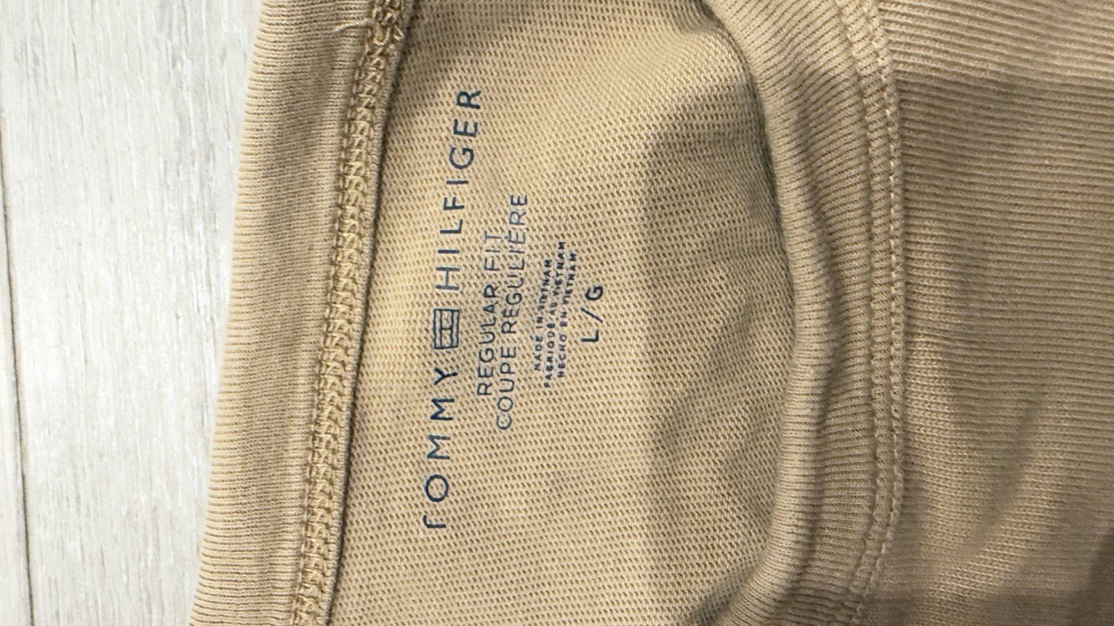 FREE Tommy Hilfiger T-Shirt – Men's L, Tan, Regular Fit - photo 3