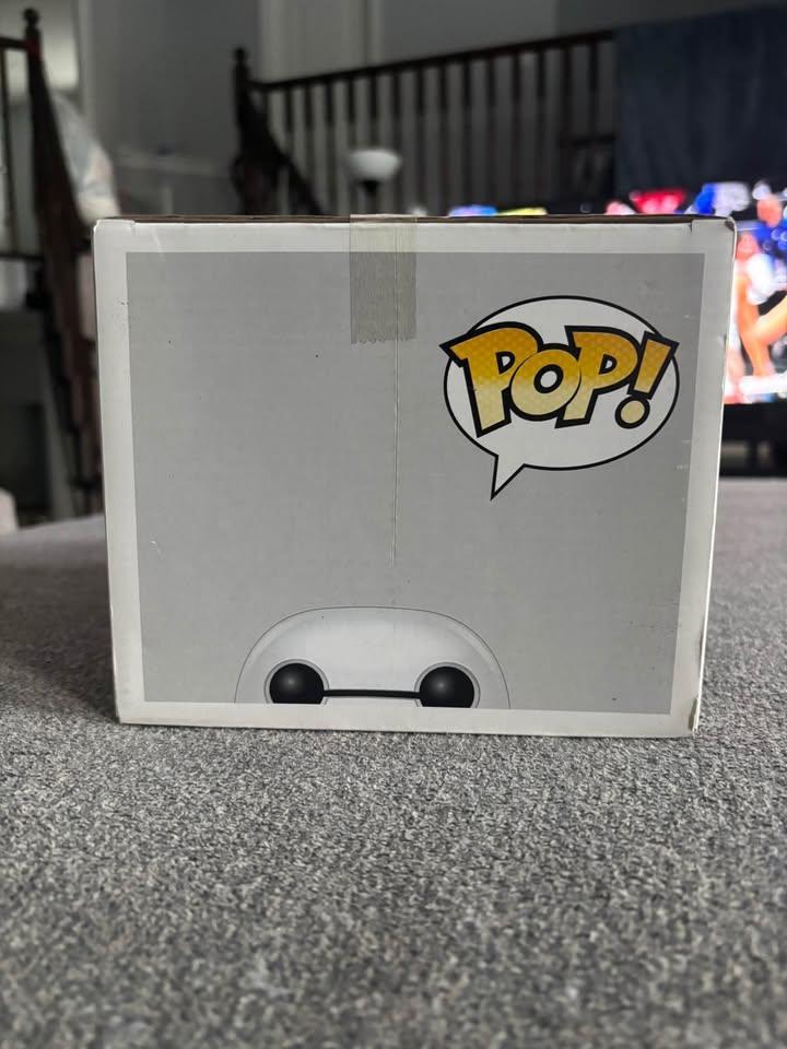 BNIB Funko Pop Big Hero 6 6” Baymax #111 Diamond Collection - photo 4