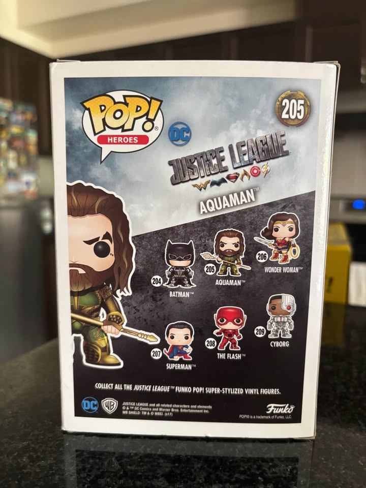 BNIB Funko POP! DC Justice League Aquaman #205 - photo 3