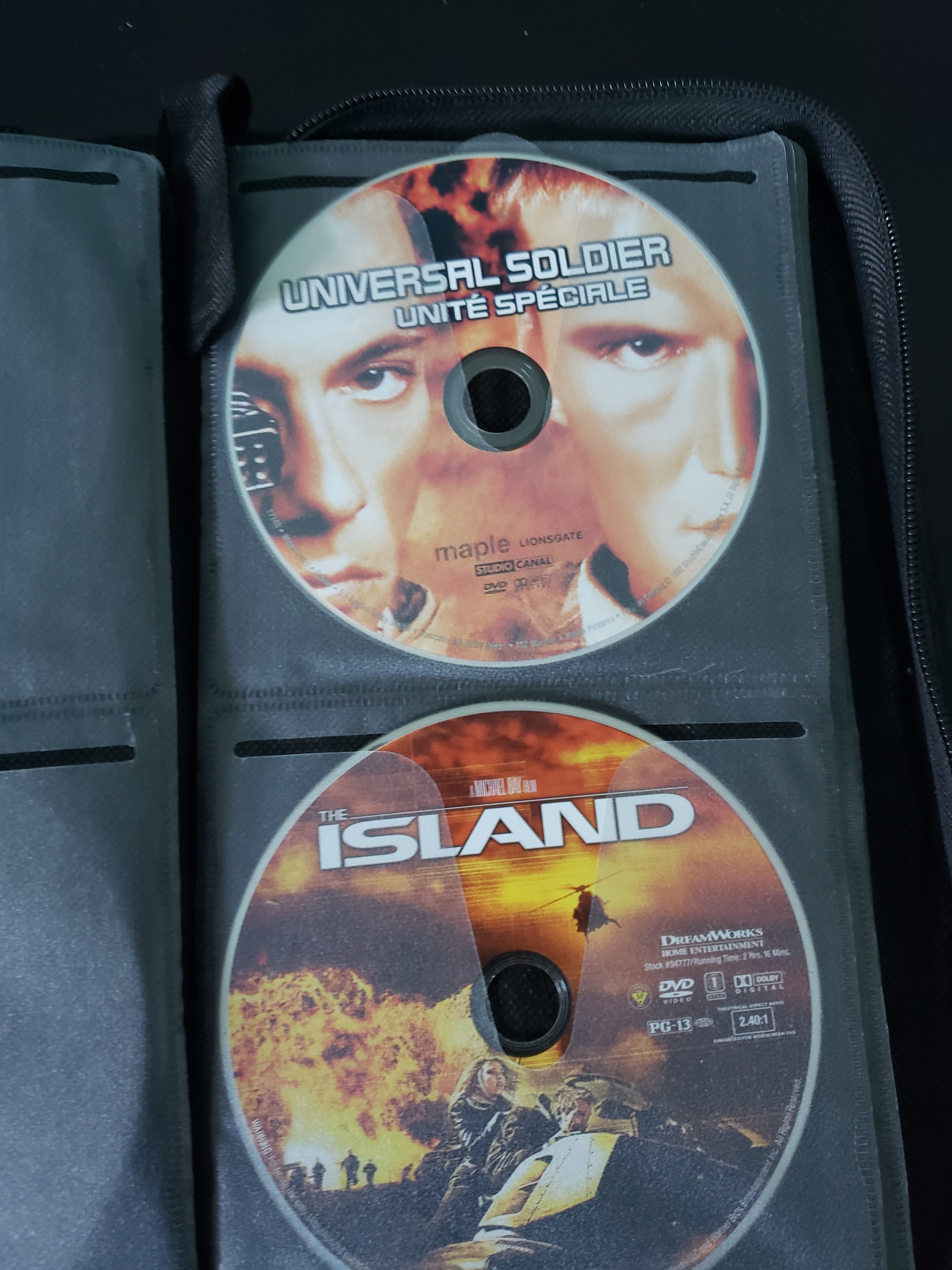 28 Sci-Fic Movies DVDs Bundle - photo 2