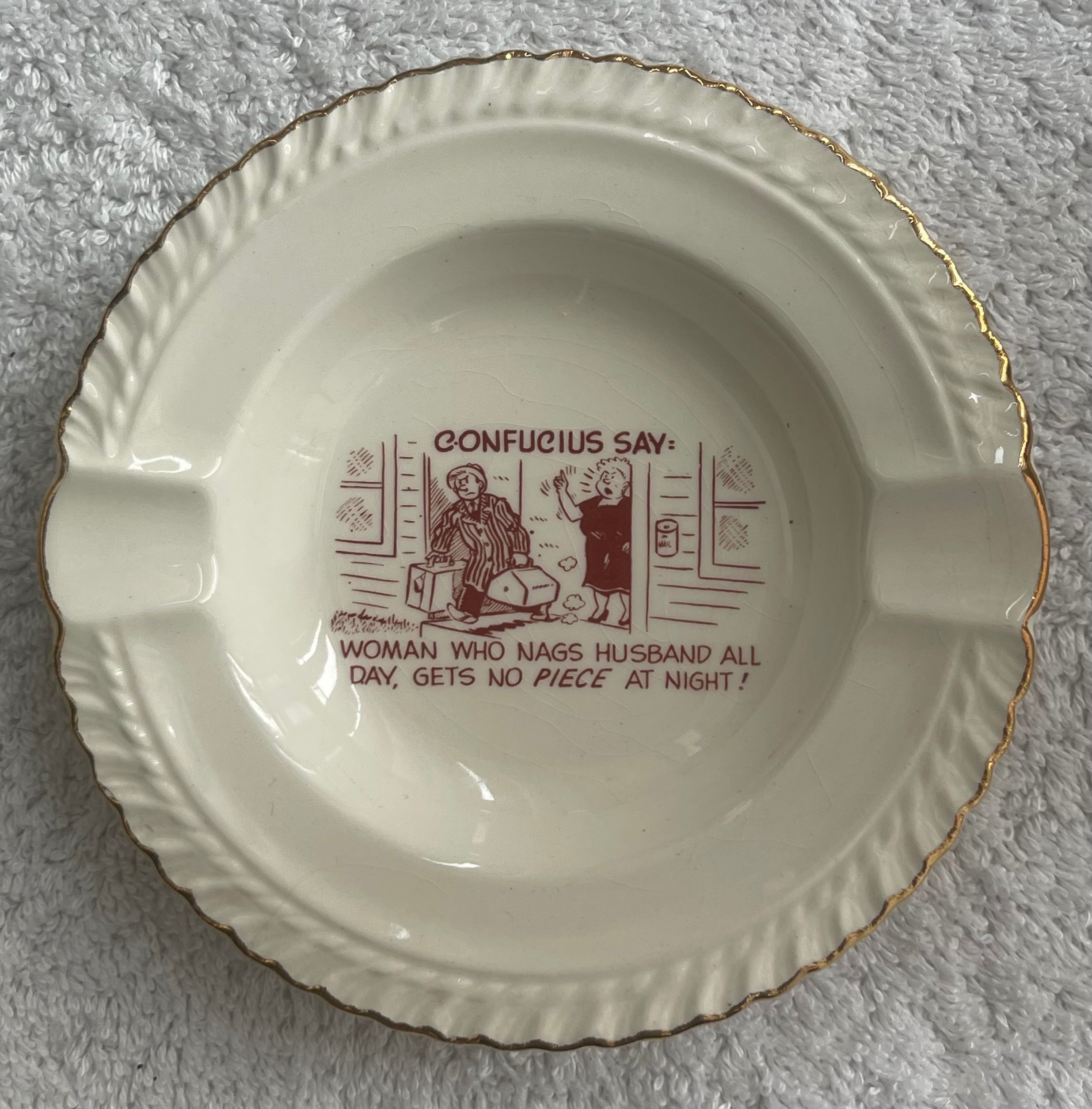 Vintage 1950s Novelty Ceramic Dishes (Set of 2) - photo 3