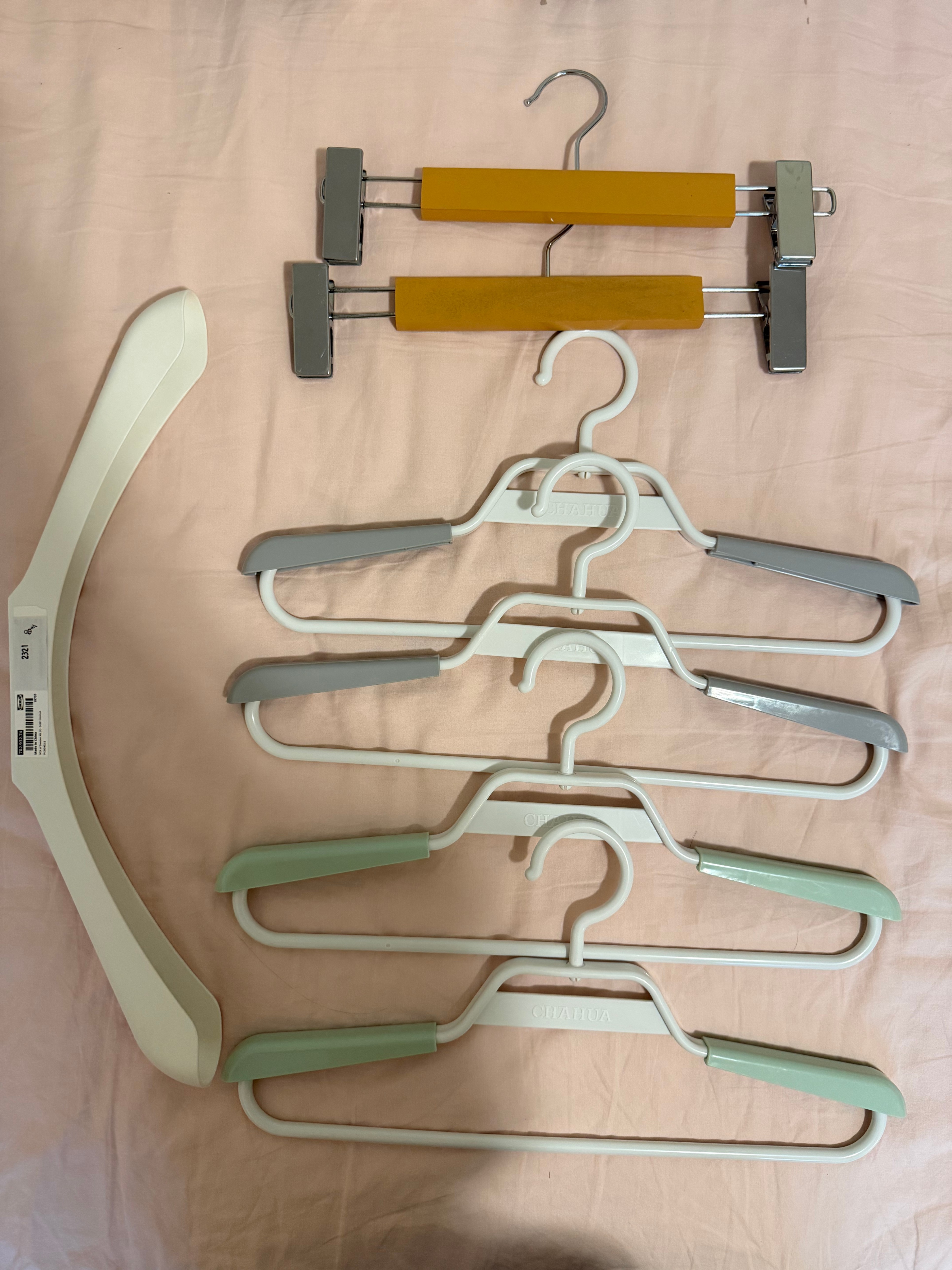 Set of 6 Clothes Hangers – Clip Hangers & CHAHUA Hangers - photo 2