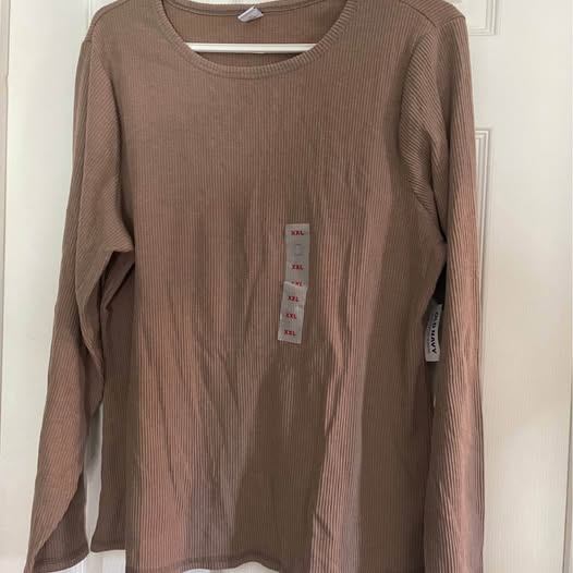Womans XXL Brown top NWT