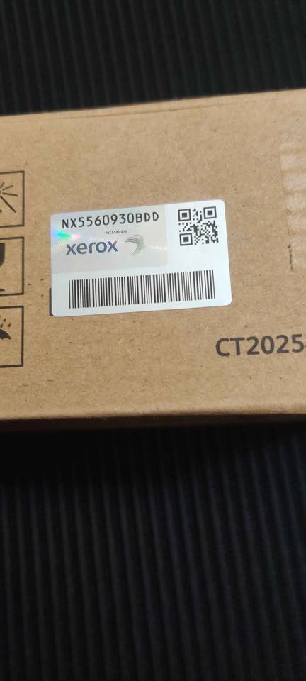 New Xerox Cyan Metered Toner Cartridge, 106R03489 CT202542 - photo 2