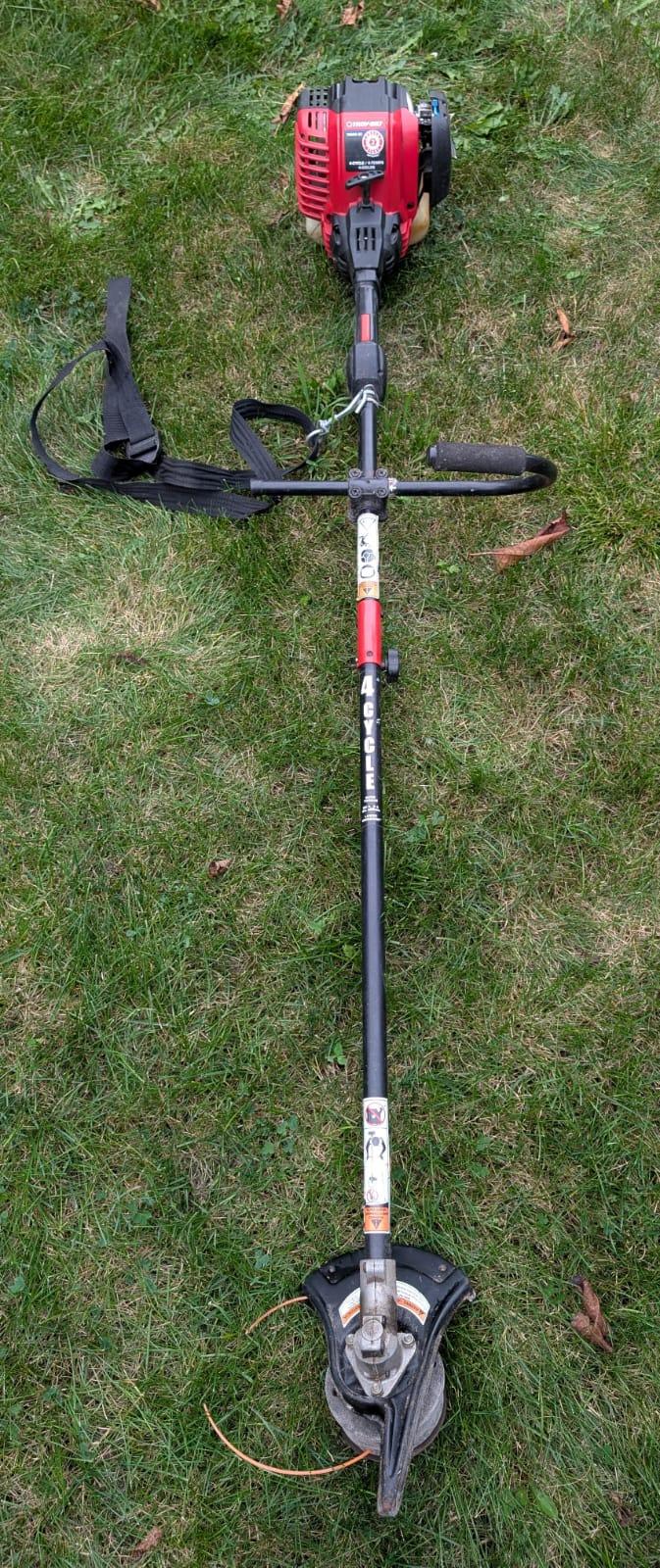 Troy-Bilt TB590 EC 4-Cycle Gas String Trimmer - photo 2