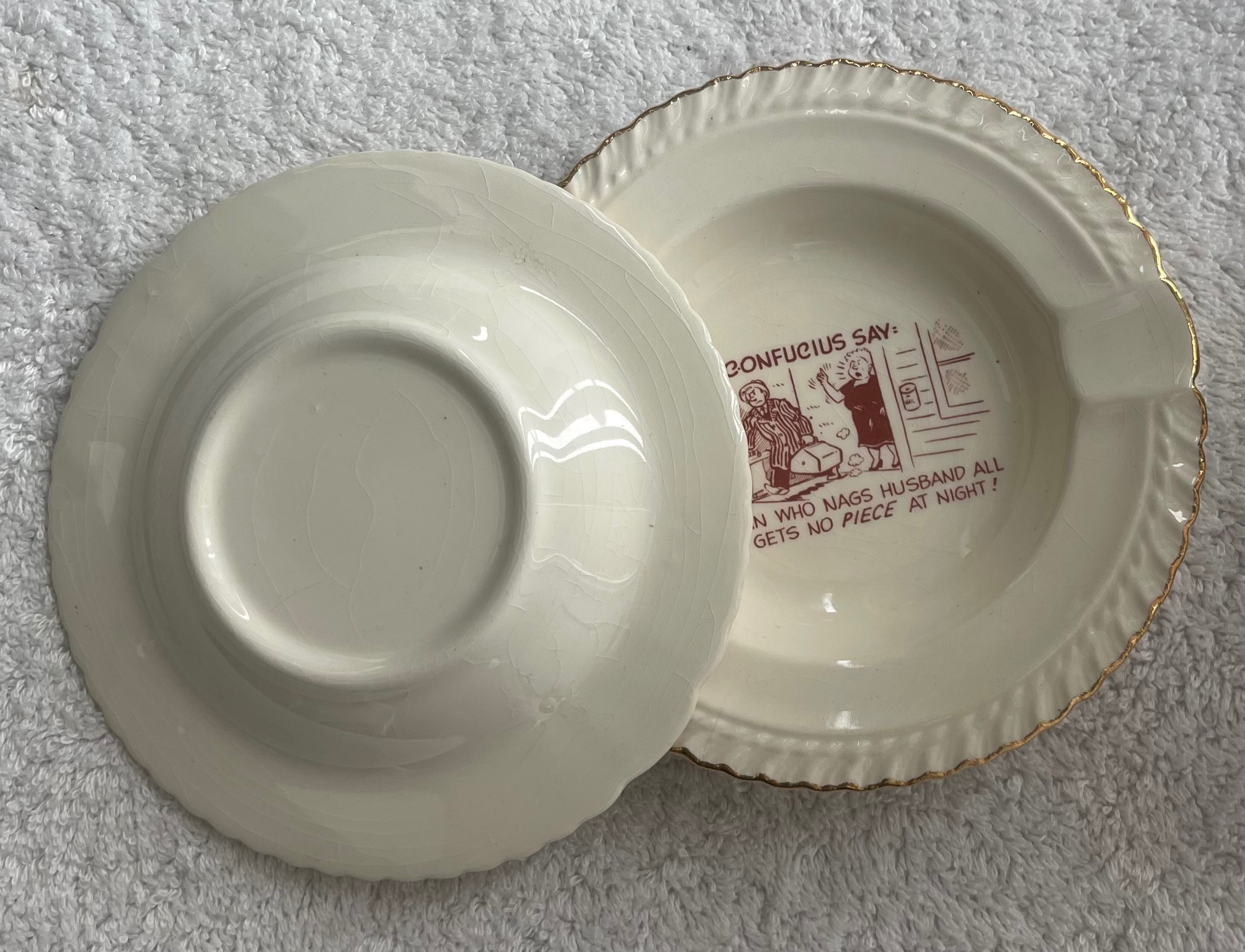 Vintage 1950s Novelty Ceramic Dishes (Set of 2) - photo 5