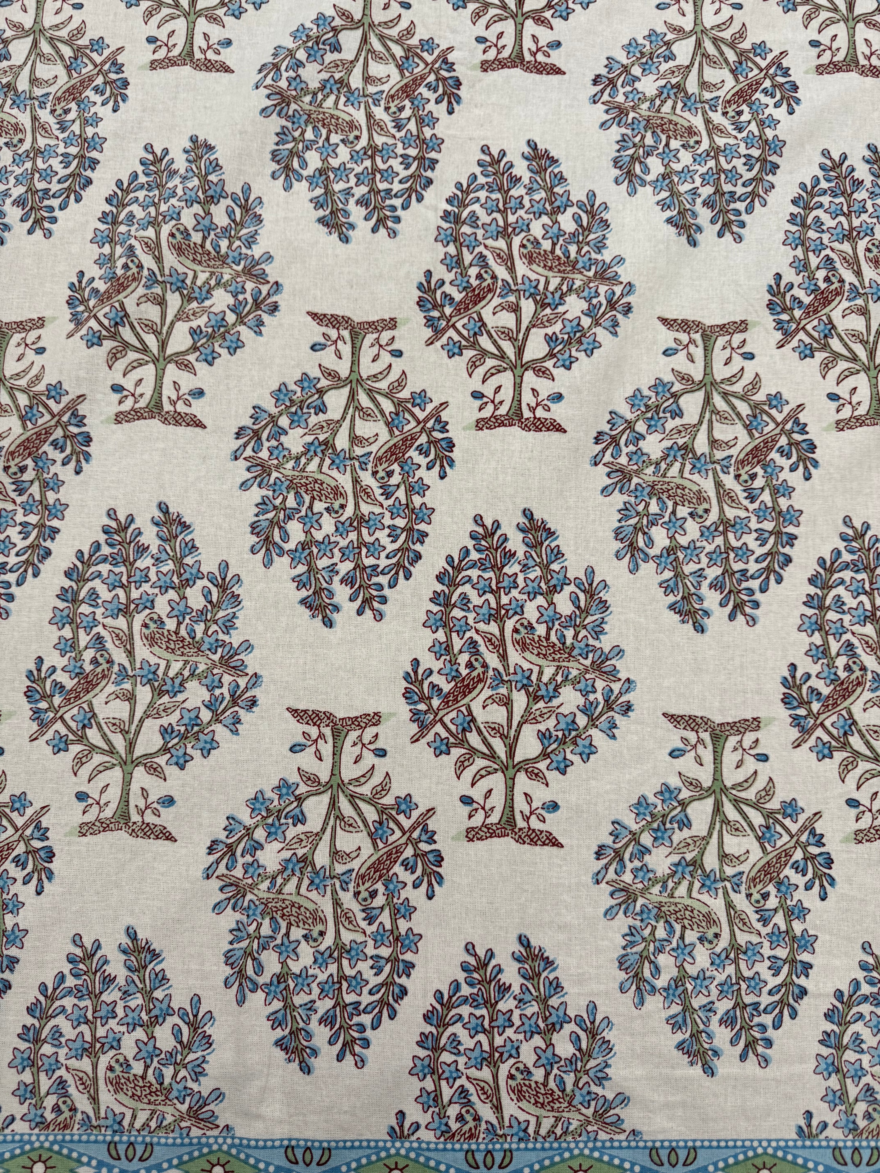 Brand New • Floral Print Cotton Tablecloth • Steal Deal - photo 5