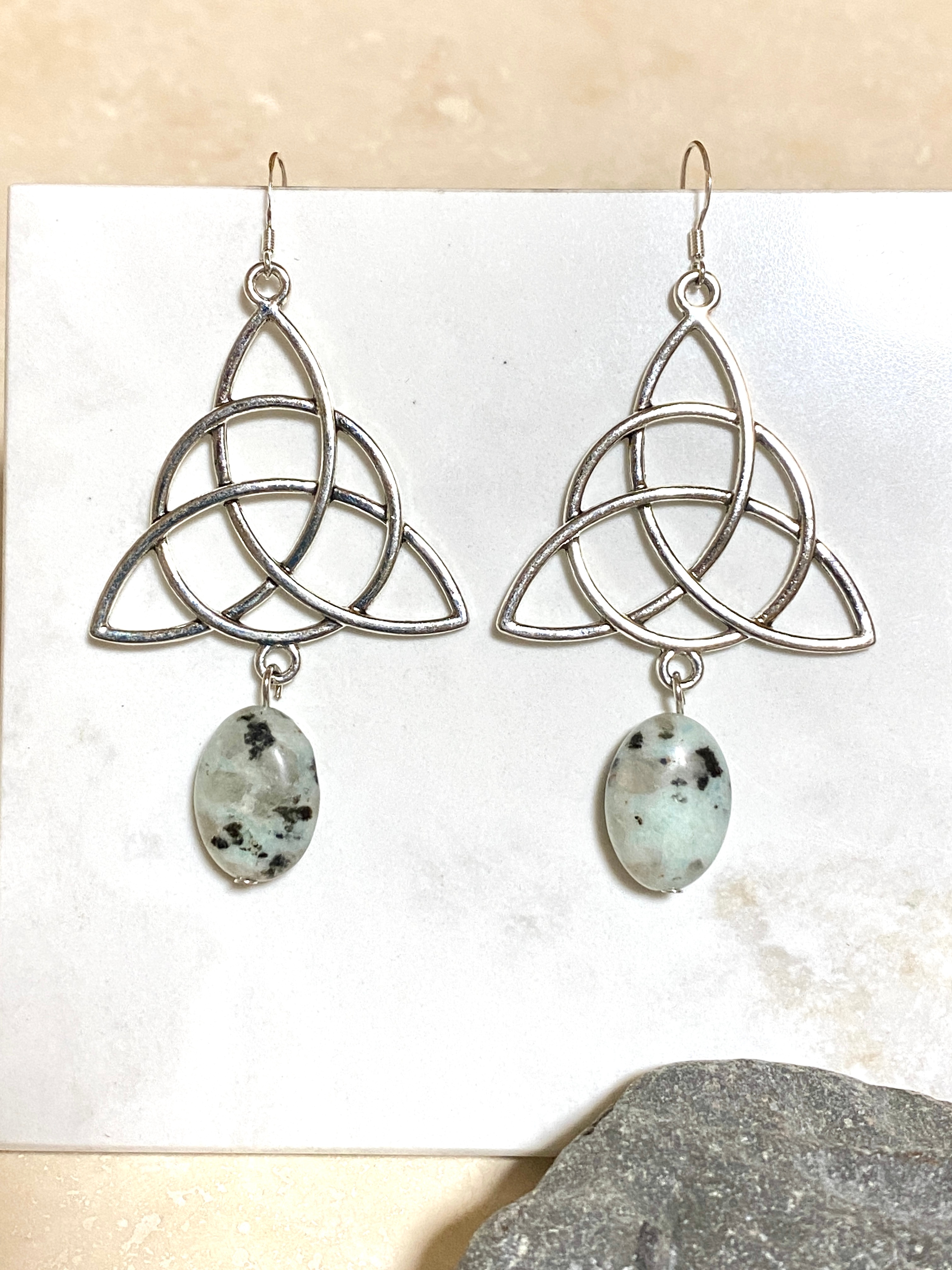 Light Teal Kiwi Jasper Celtic Trinity Earrings,925 Silver Hook - photo 2