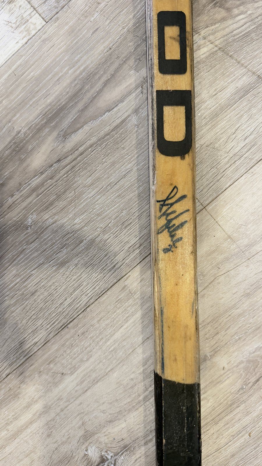 Vintage Sher-Wood P.M.P. 7000 Wood Hockey Stick – Signed - photo 2