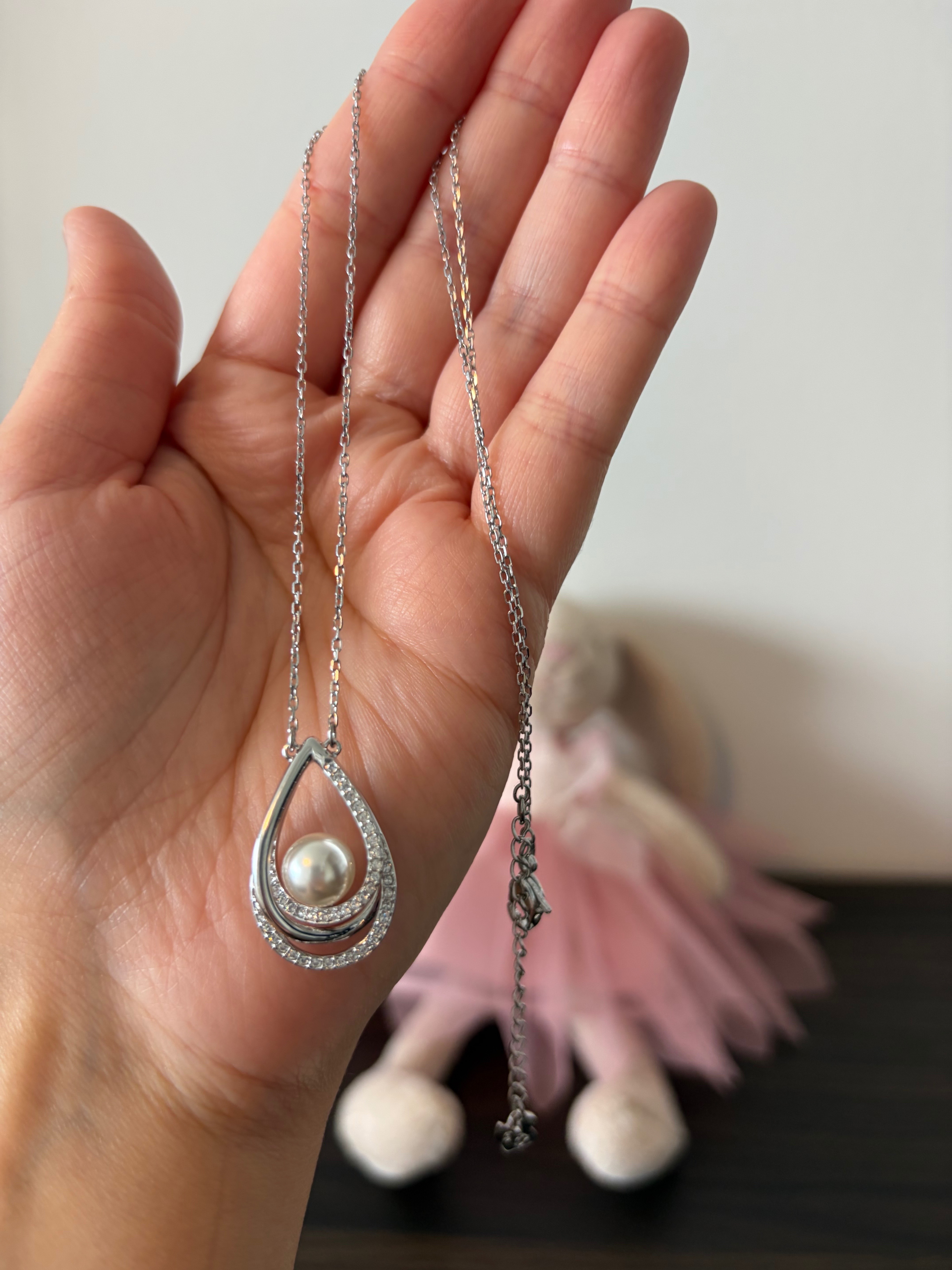 Swarovski crystal pearl teardrop pendant necklace - photo 3
