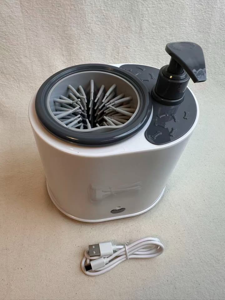 Pet Paw Cleaner – USB Rechargeable, 2 Speeds